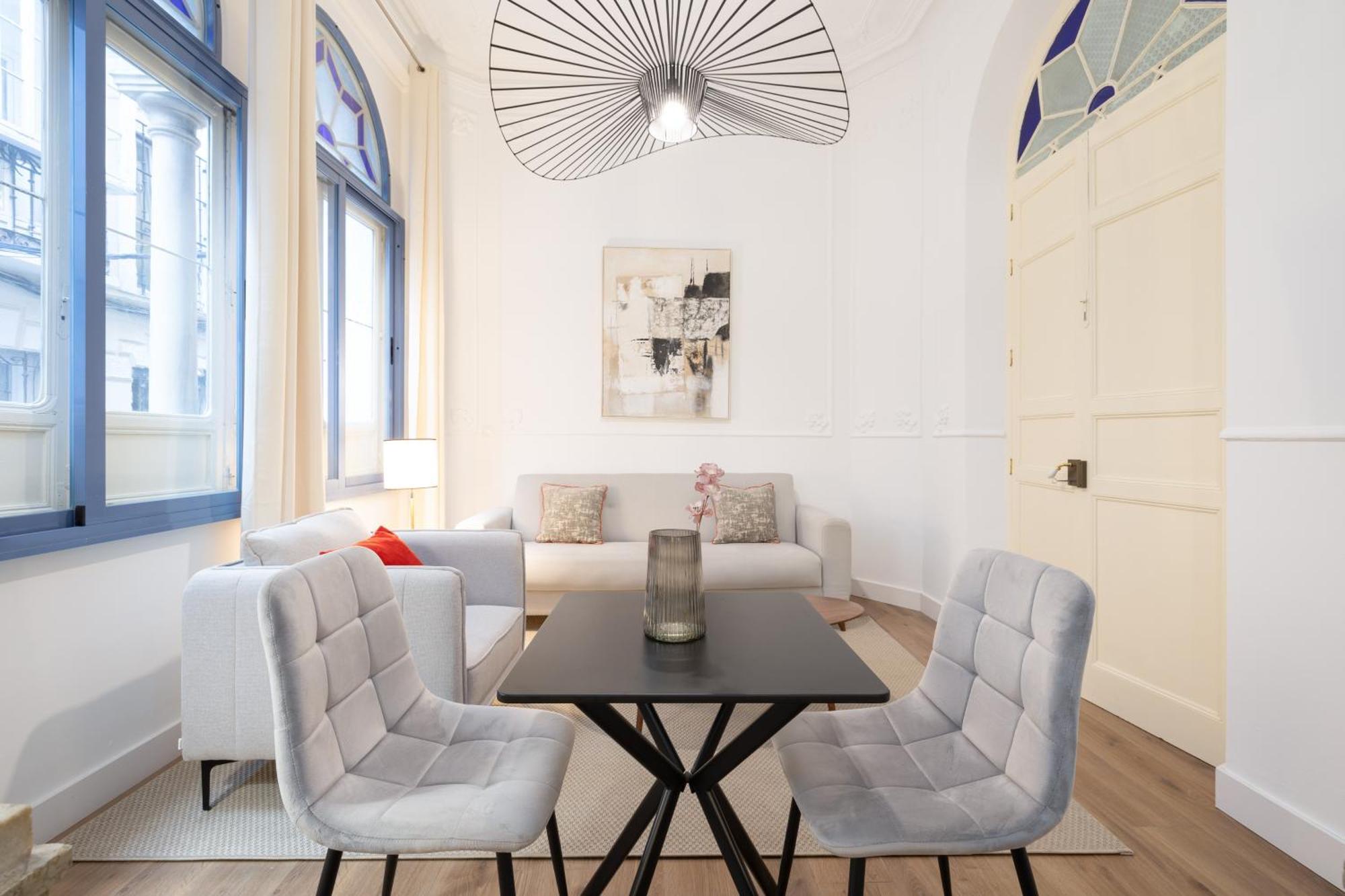Cozy & Renovated -center Apartamento