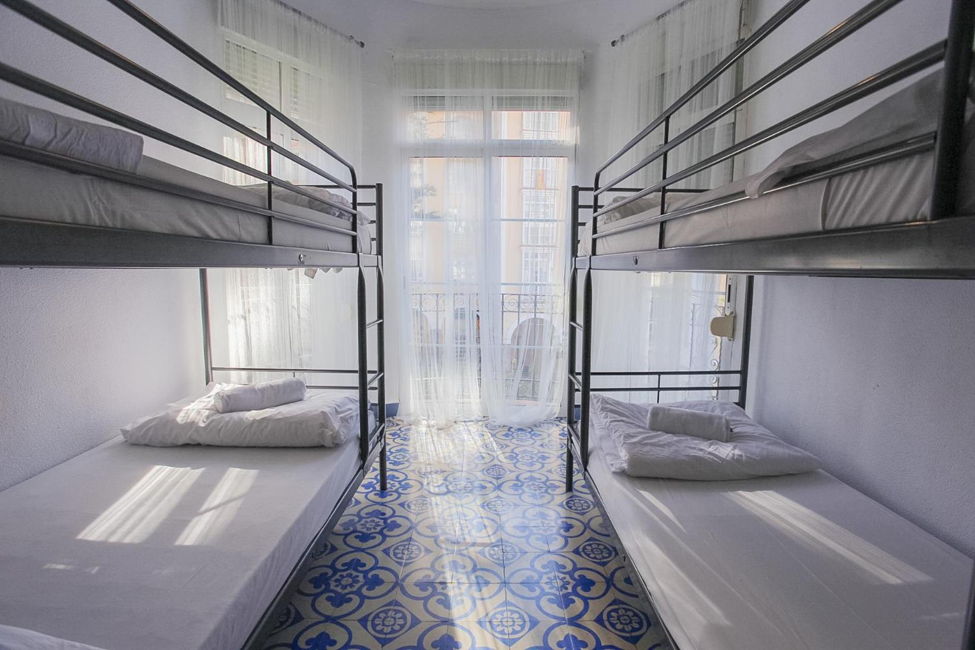 Barbatuke Conde Hostel Malaga