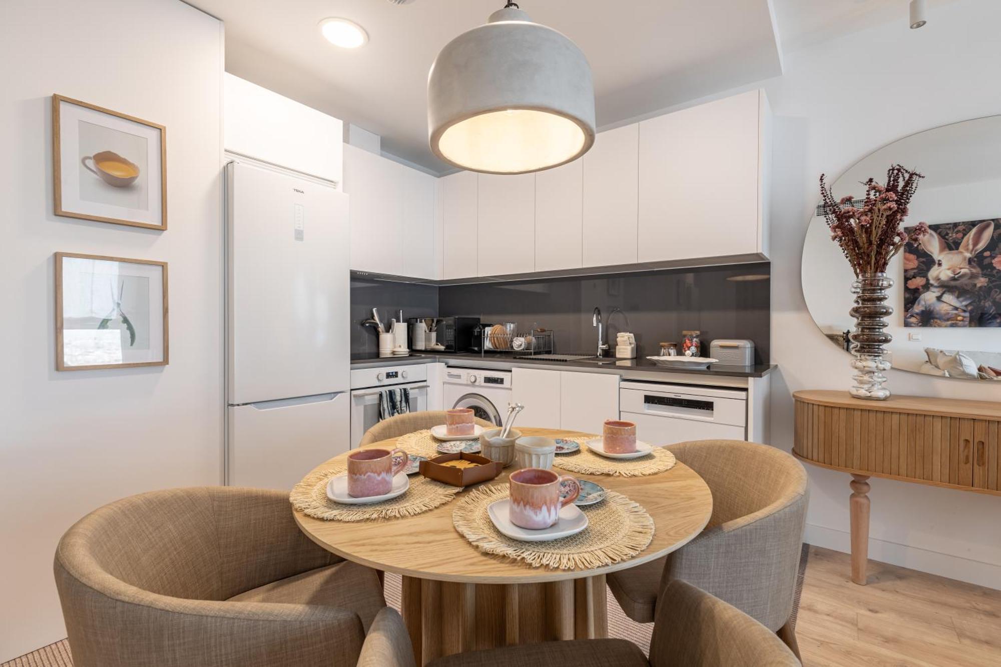 Appartement Skyline 6 Pool & Parking Free