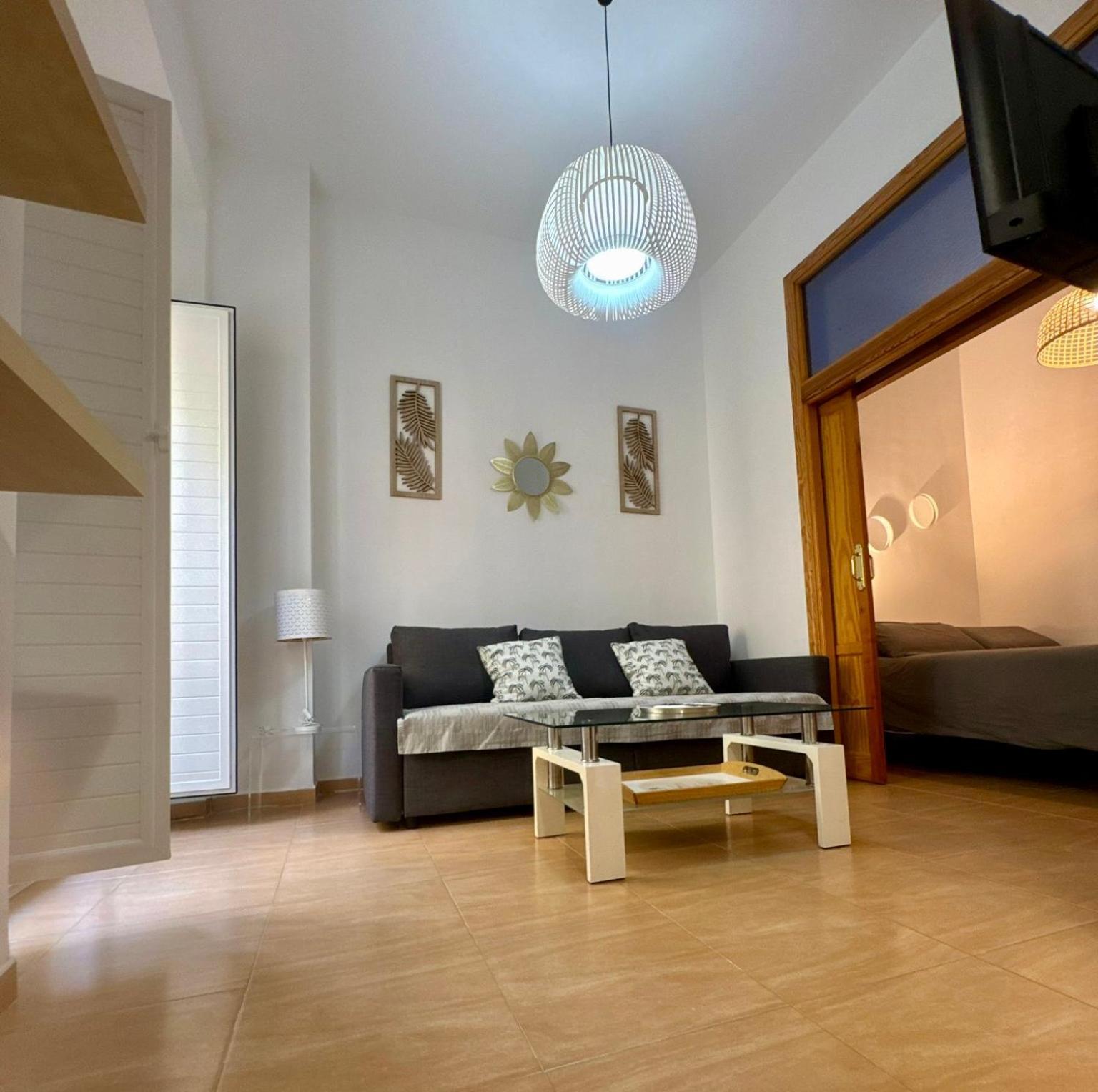 Plz De La Merced Solera Apartment Malaga