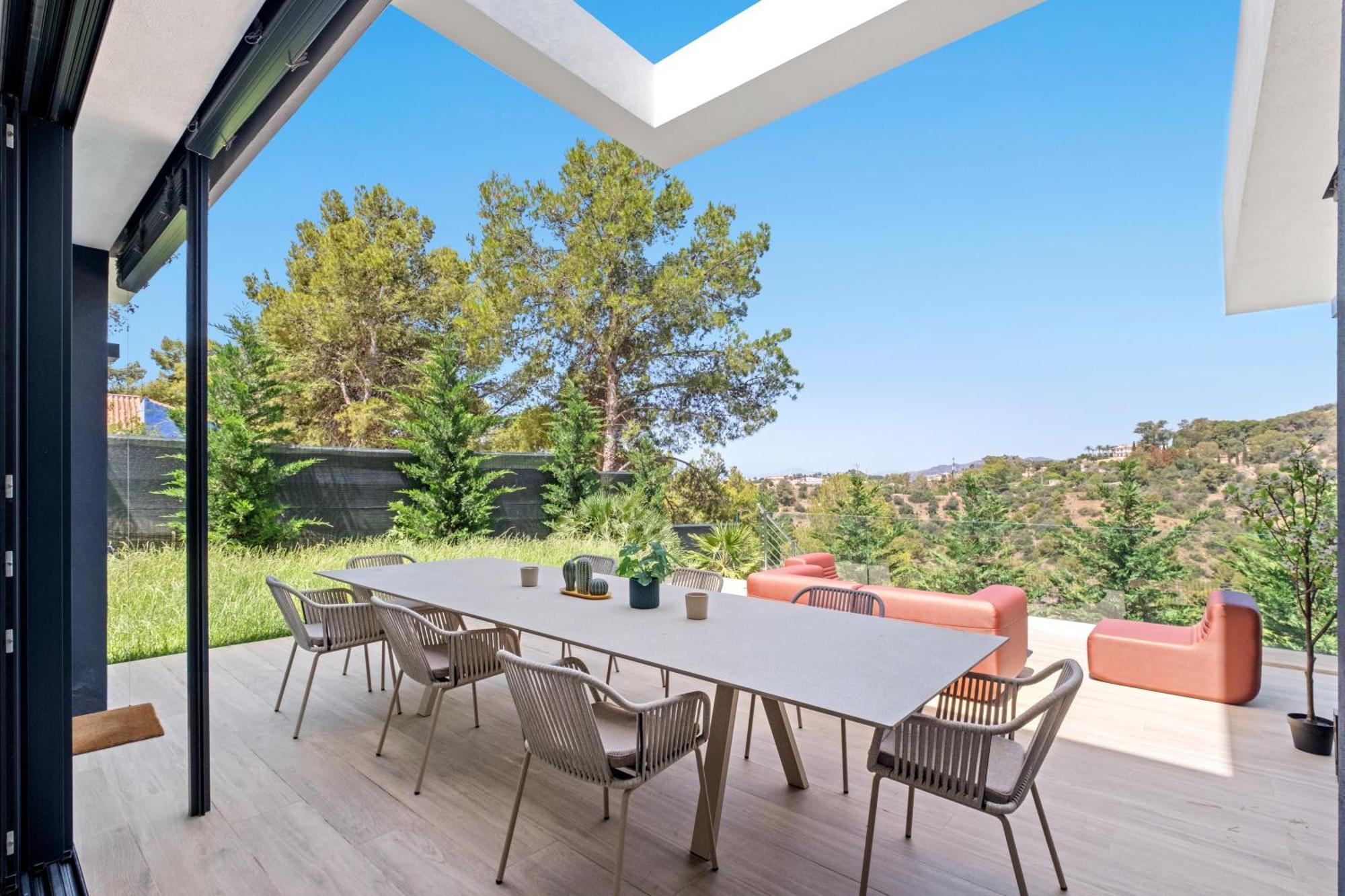 Pinares De San Anton - Sea, City, Mountain, Views Villa