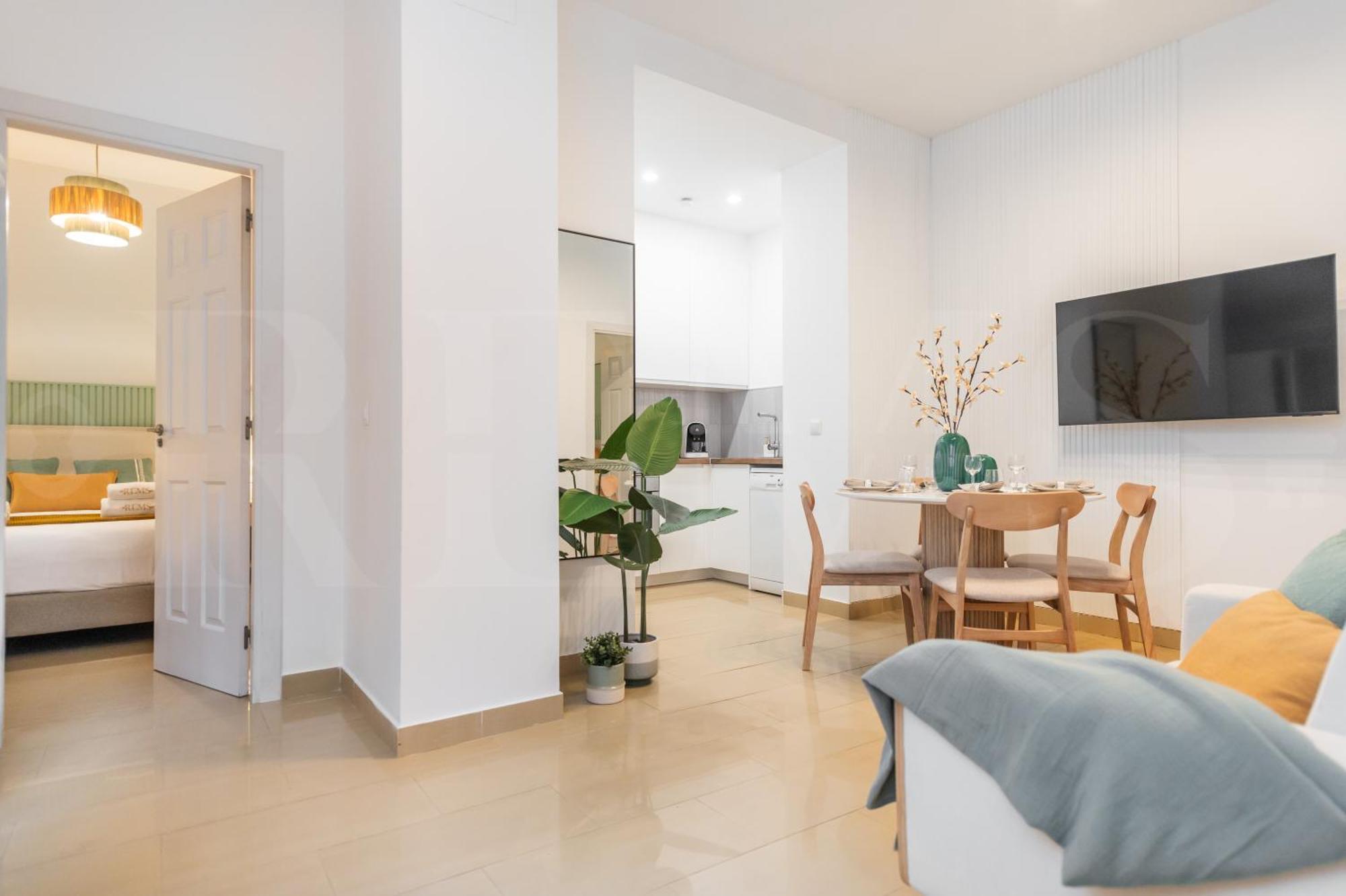 Cozy In The Heart Of By Rems Apartment Malaga