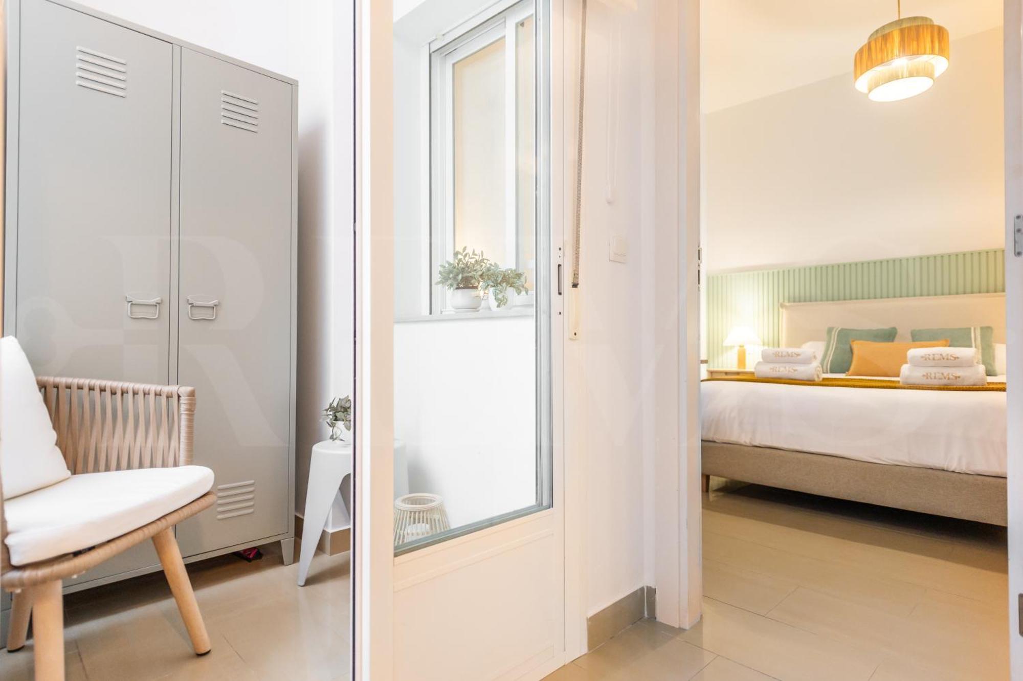Apartment Cozy In The Heart Of By Rems *