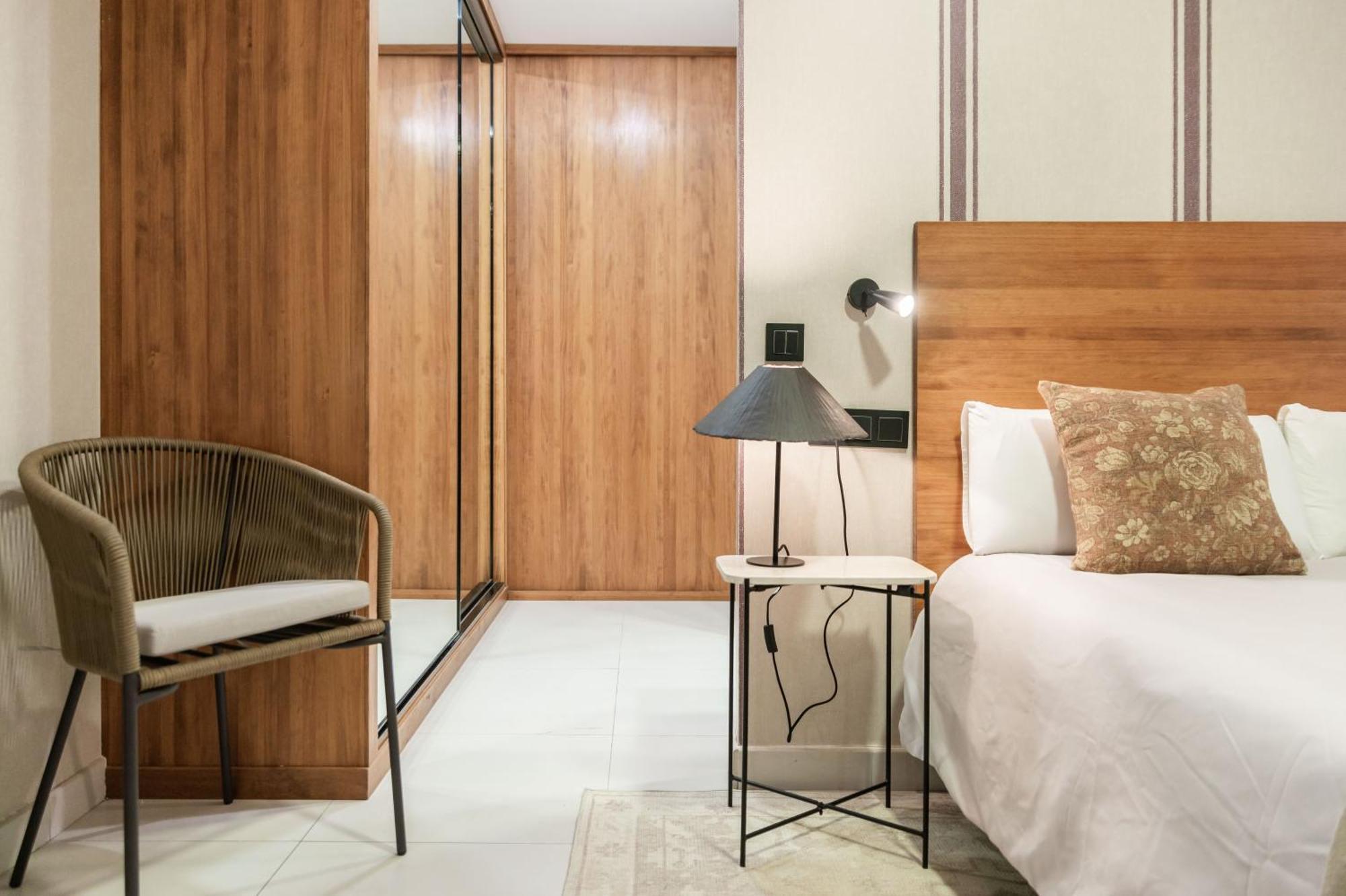 Luxury Alcazaba By Nagoa Homes Apartment