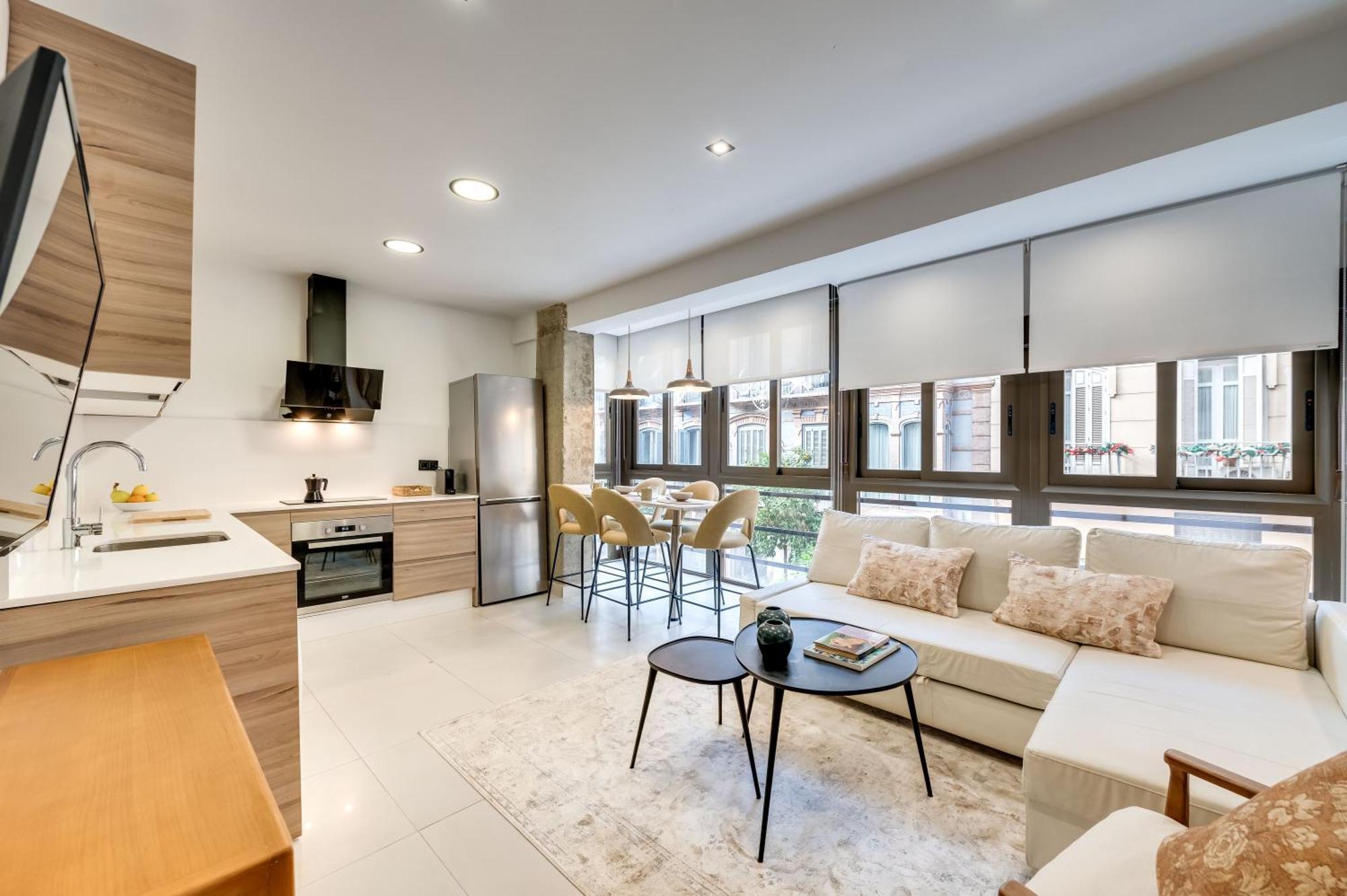 Luxury Alcazaba By Nagoa Homes Apartment