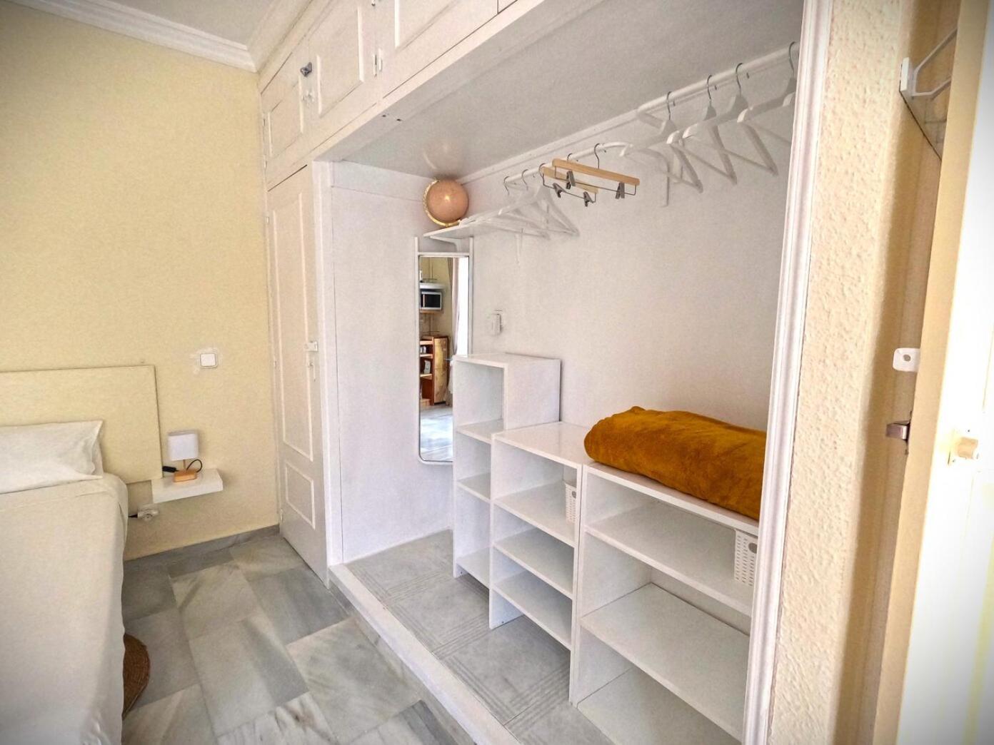 Apartment Gibralfaro Turistico Cerca De La Playa Malaga