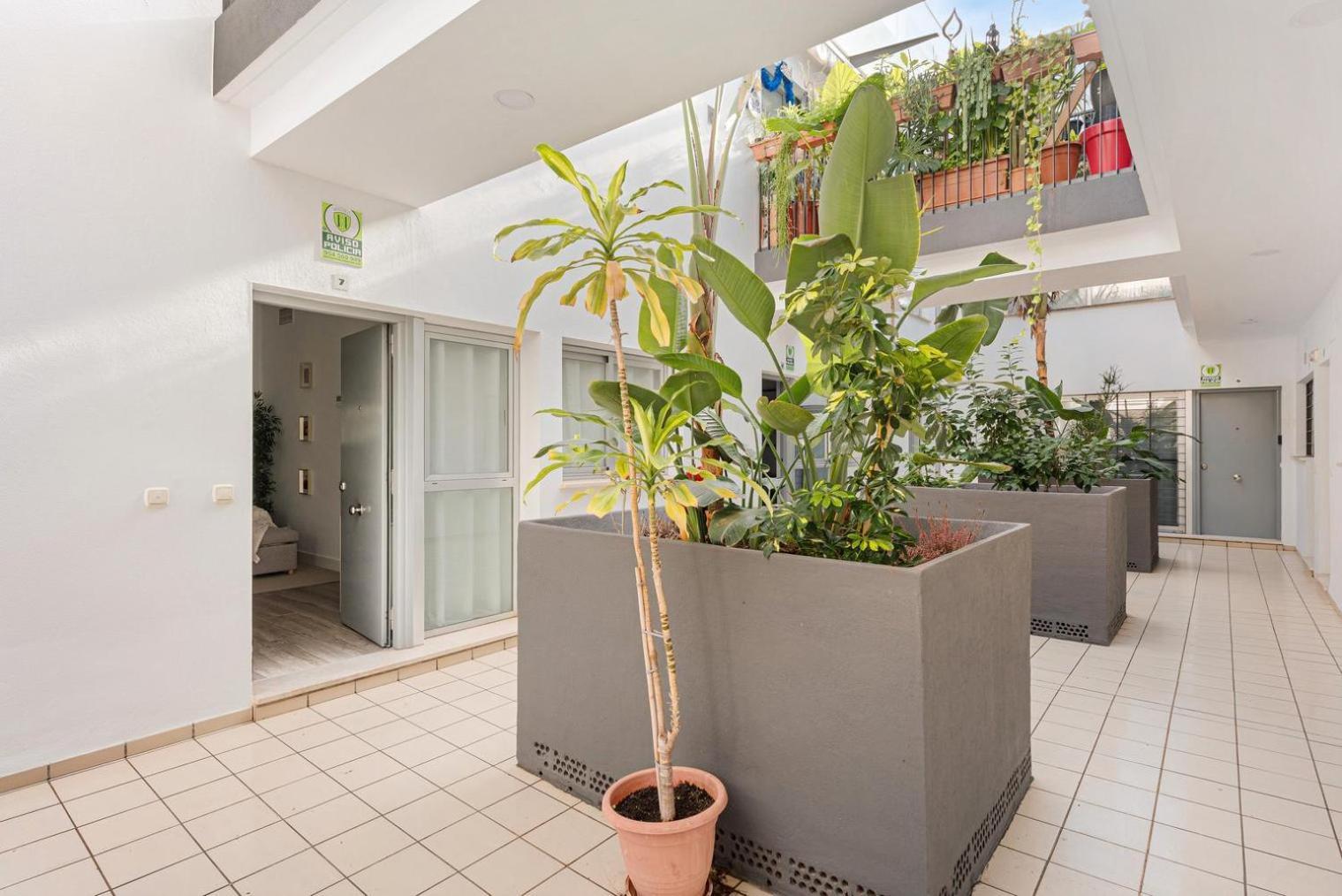 Apartment Menaleka's House 7 *