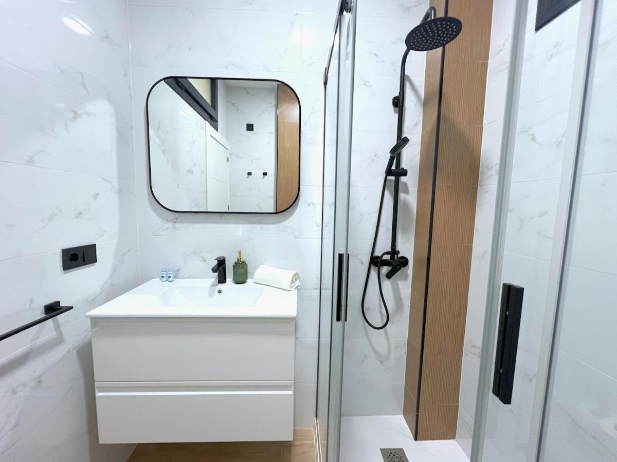 Evans Realty Bm Lujoso Y Moderno Estudio Apartment Malaga