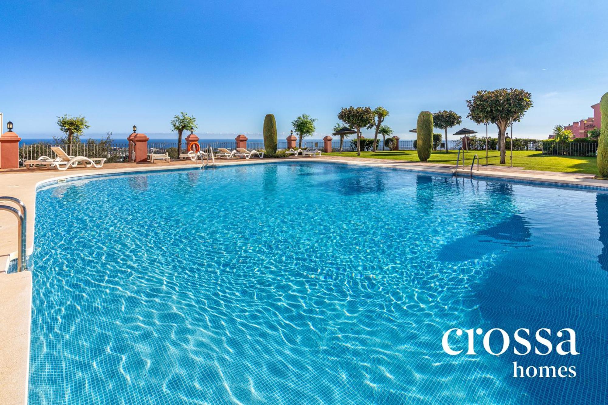 Elegant Golf Apt, Peace, Pool, Panoramic Views * Malaga