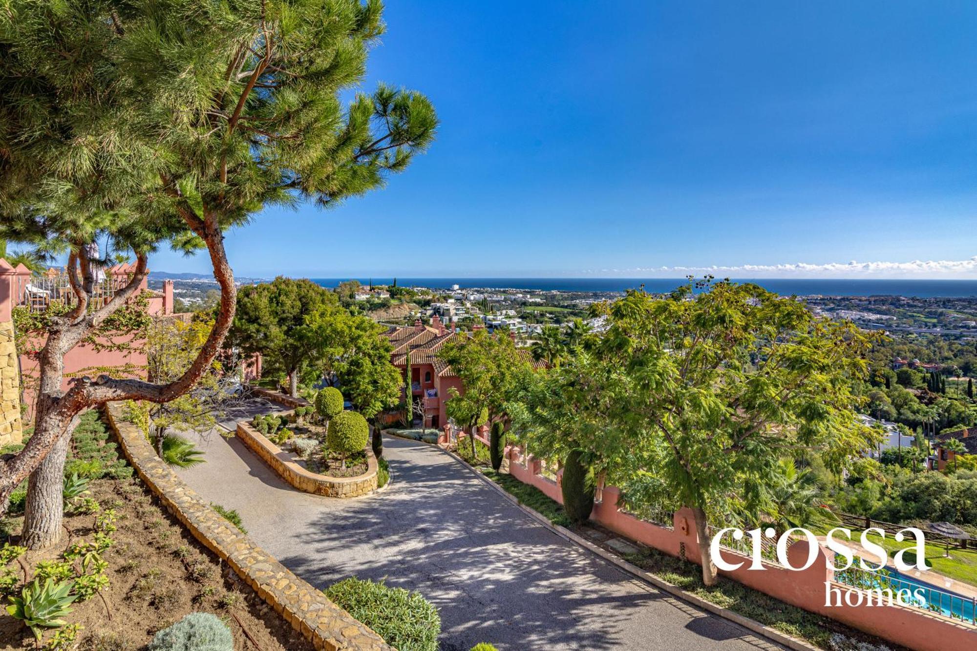 Apartment Elegant Golf Apt, Peace, Pool, Panoramic Views