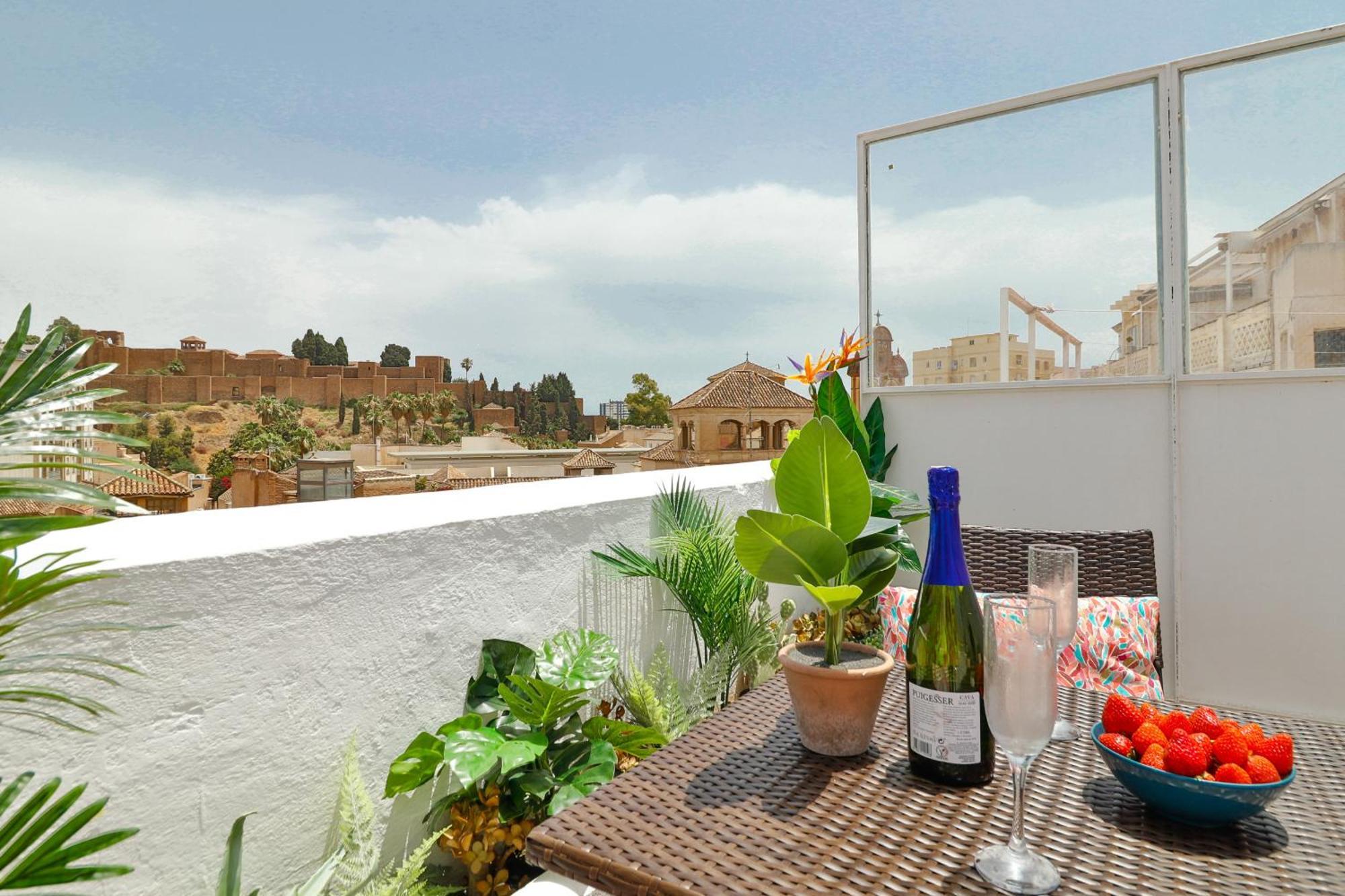 Appartement C83 Cosy Penthouse With Terrace Old Town *