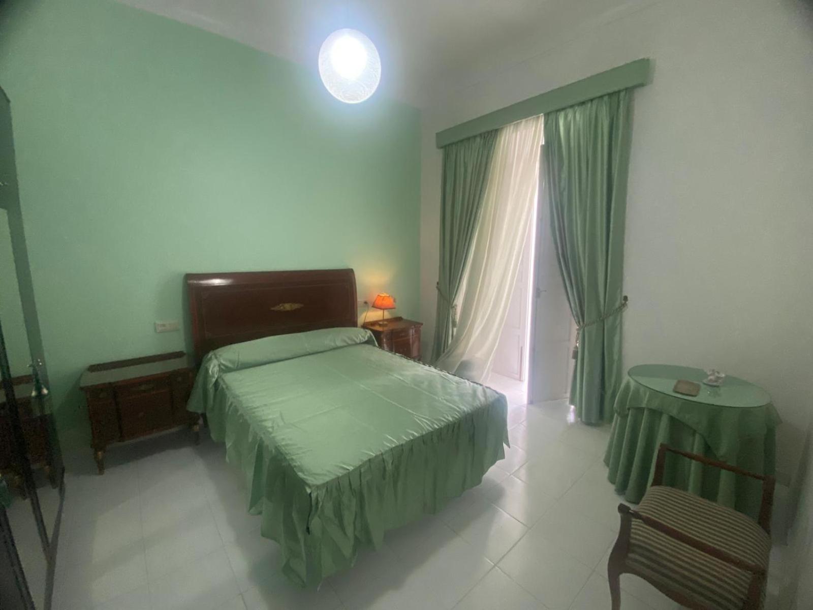 En Residencial Capuchinos Cerca Del Centro Historico De Homestay *