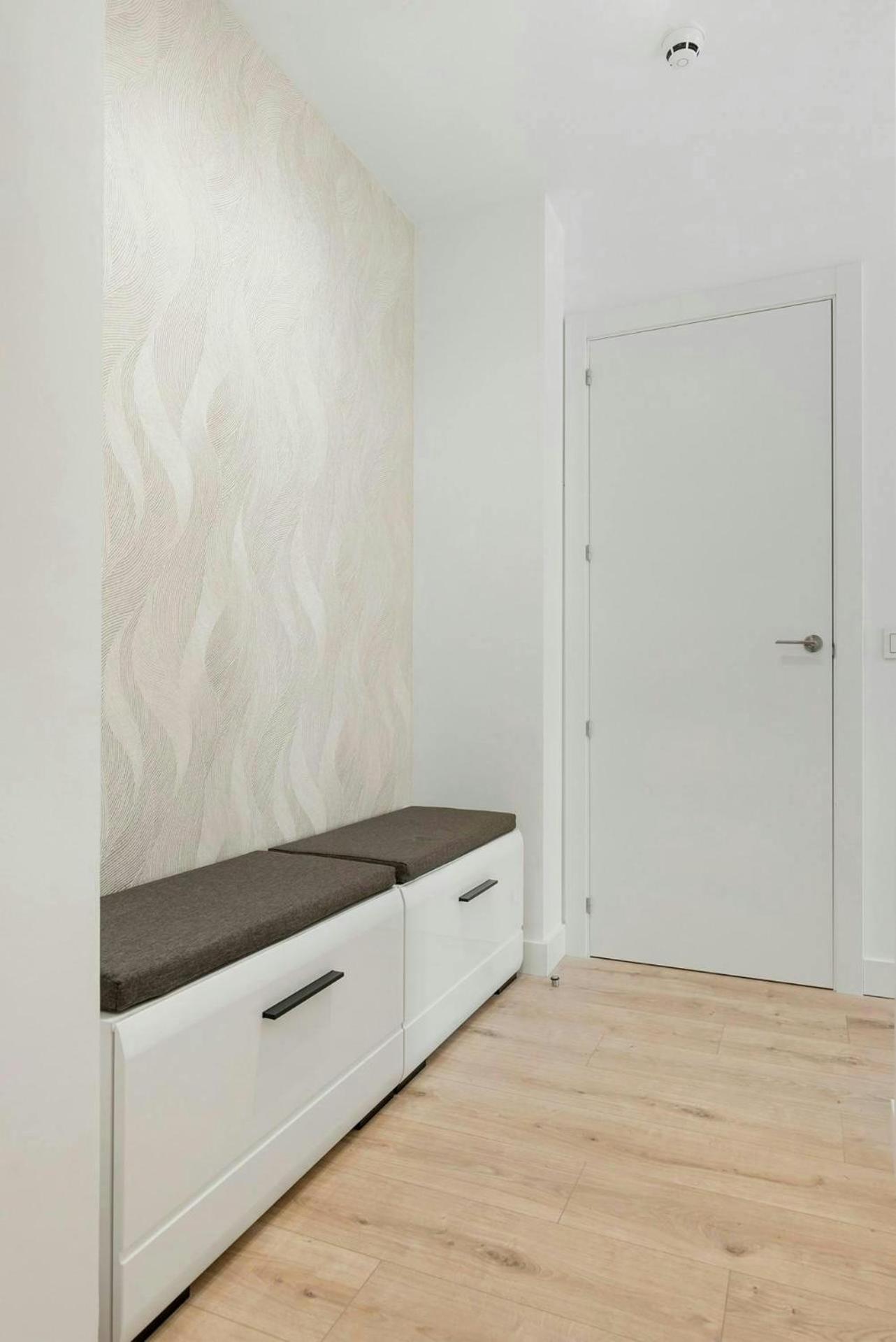 Appartement Eye Pool & Parking Free *