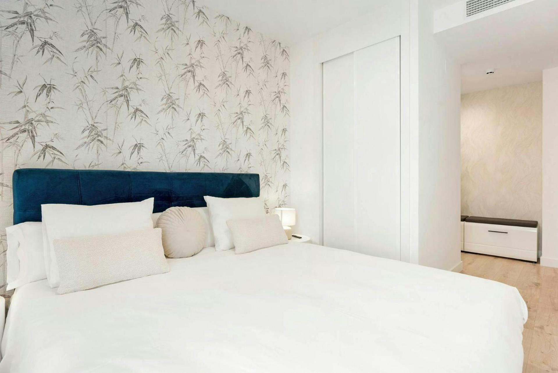 Eye Pool & Parking Free Appartement *