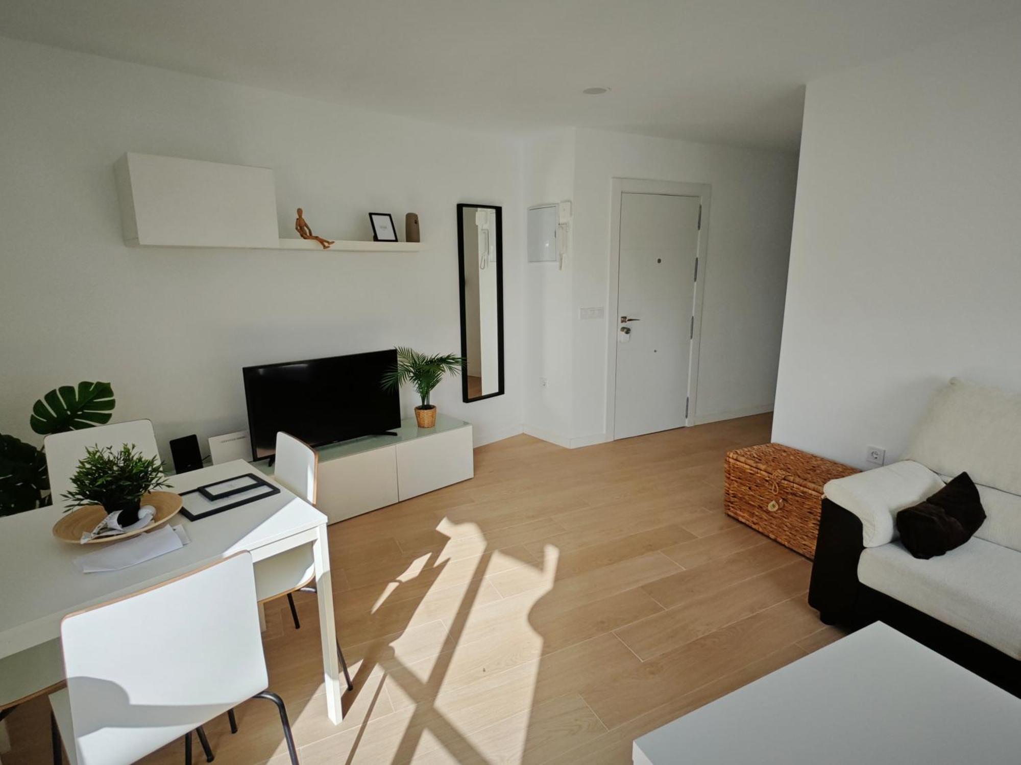 - San Rafael Apartment *