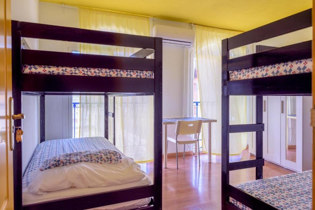 Hostel Residencia Sin Lujo *