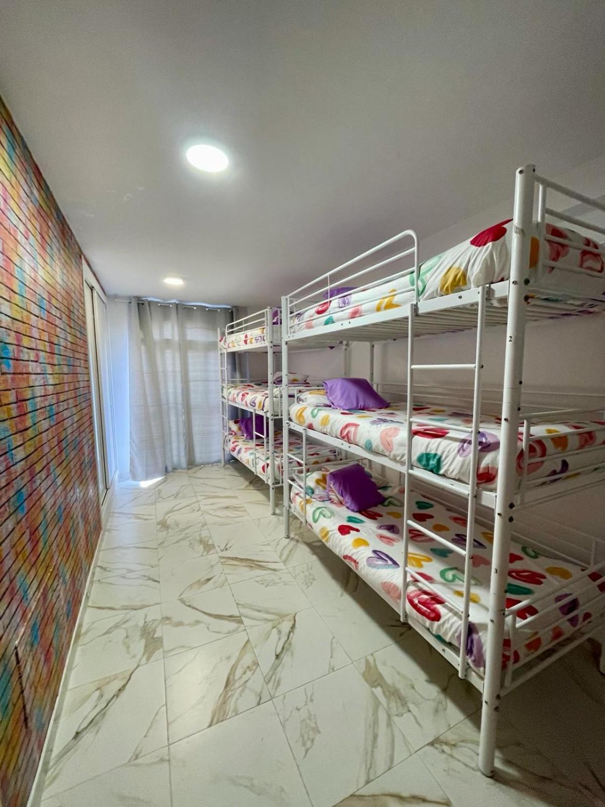 Residencia Sin Lujo * Malaga
