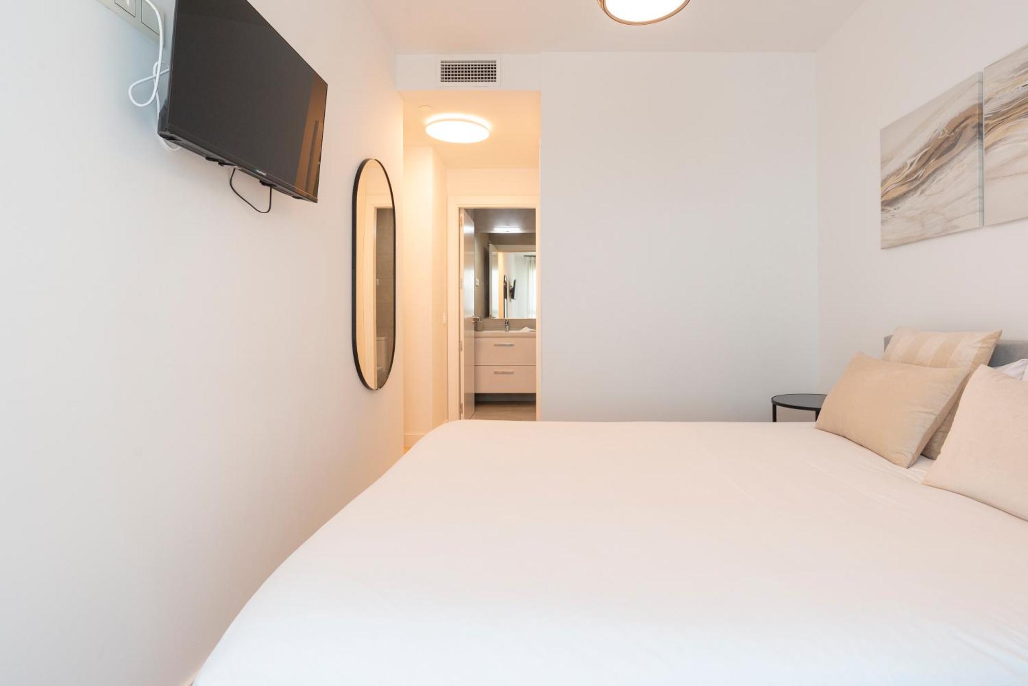 Apartment Skyline Ii Pool & Coworking By Ele Malaga