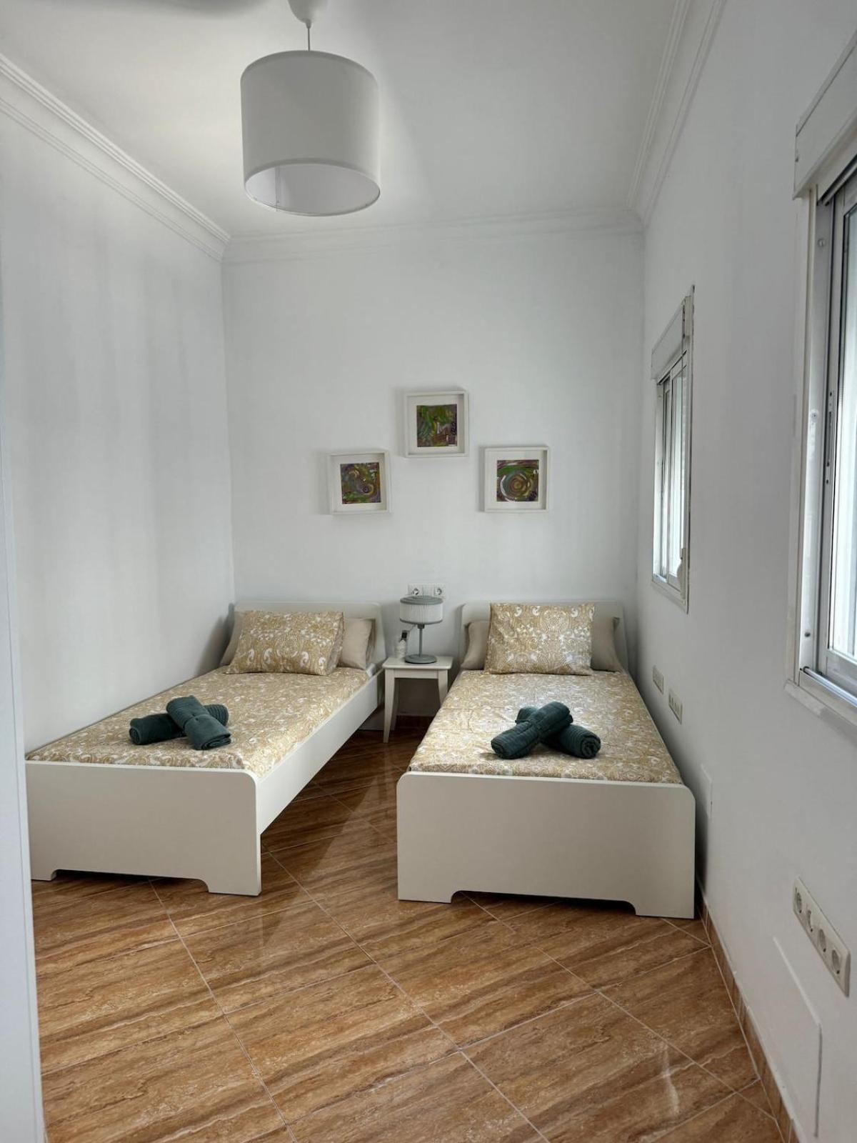 Gran Casa Cerca De La Playa Con 3 En Pedregalejo Holiday home *