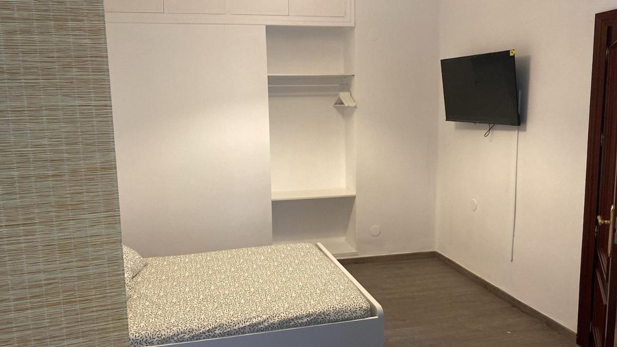 Gran Casa Cerca De La Playa Con 3 En Pedregalejo Malaga