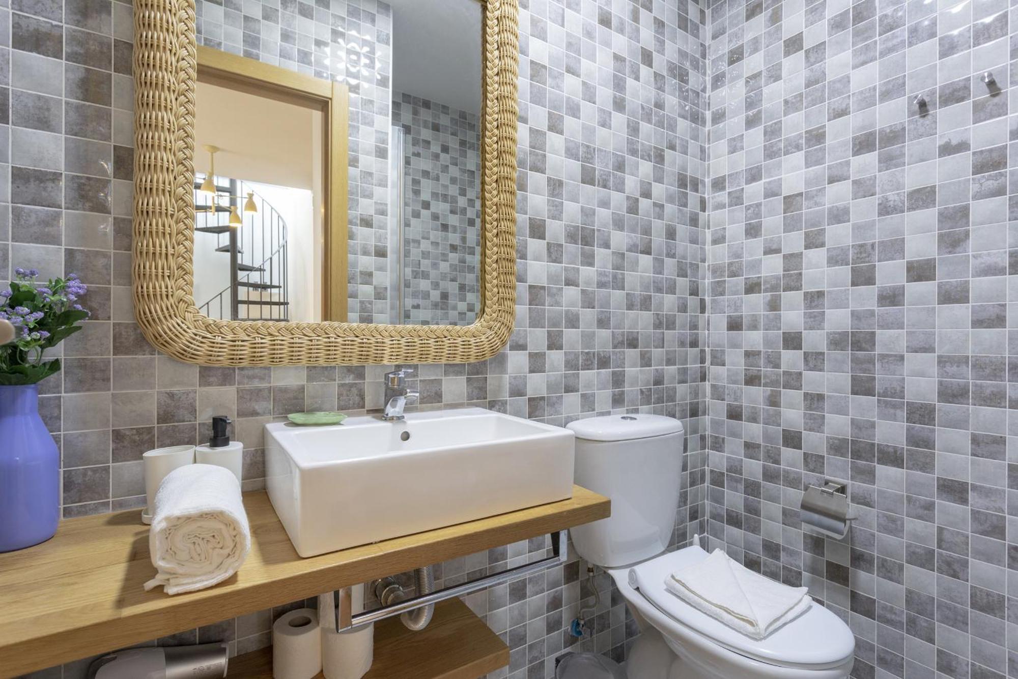 Apartment -malagasunapts-terrace,pool&park *