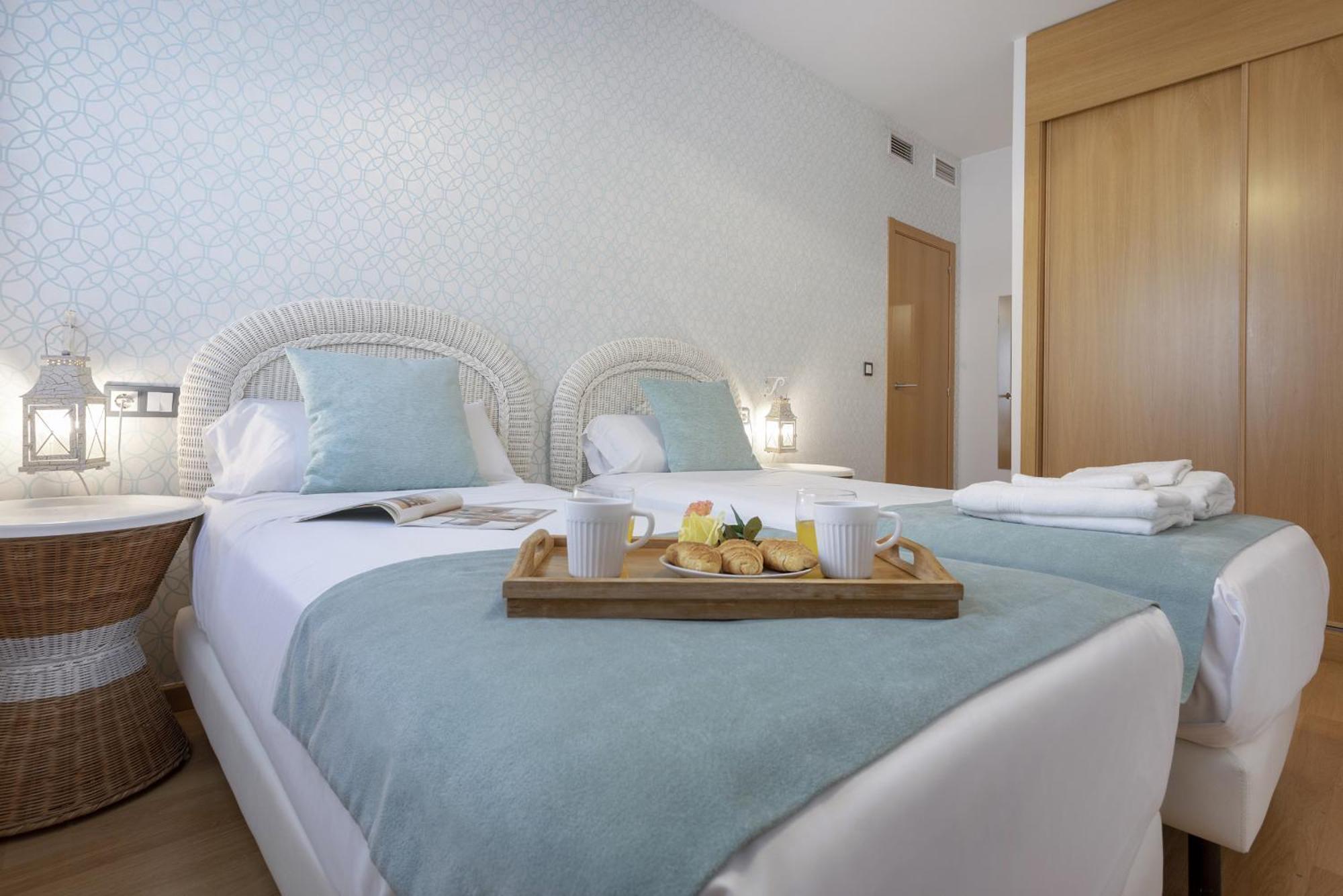 -malagasunapts-terrace,pool&park Apartment *