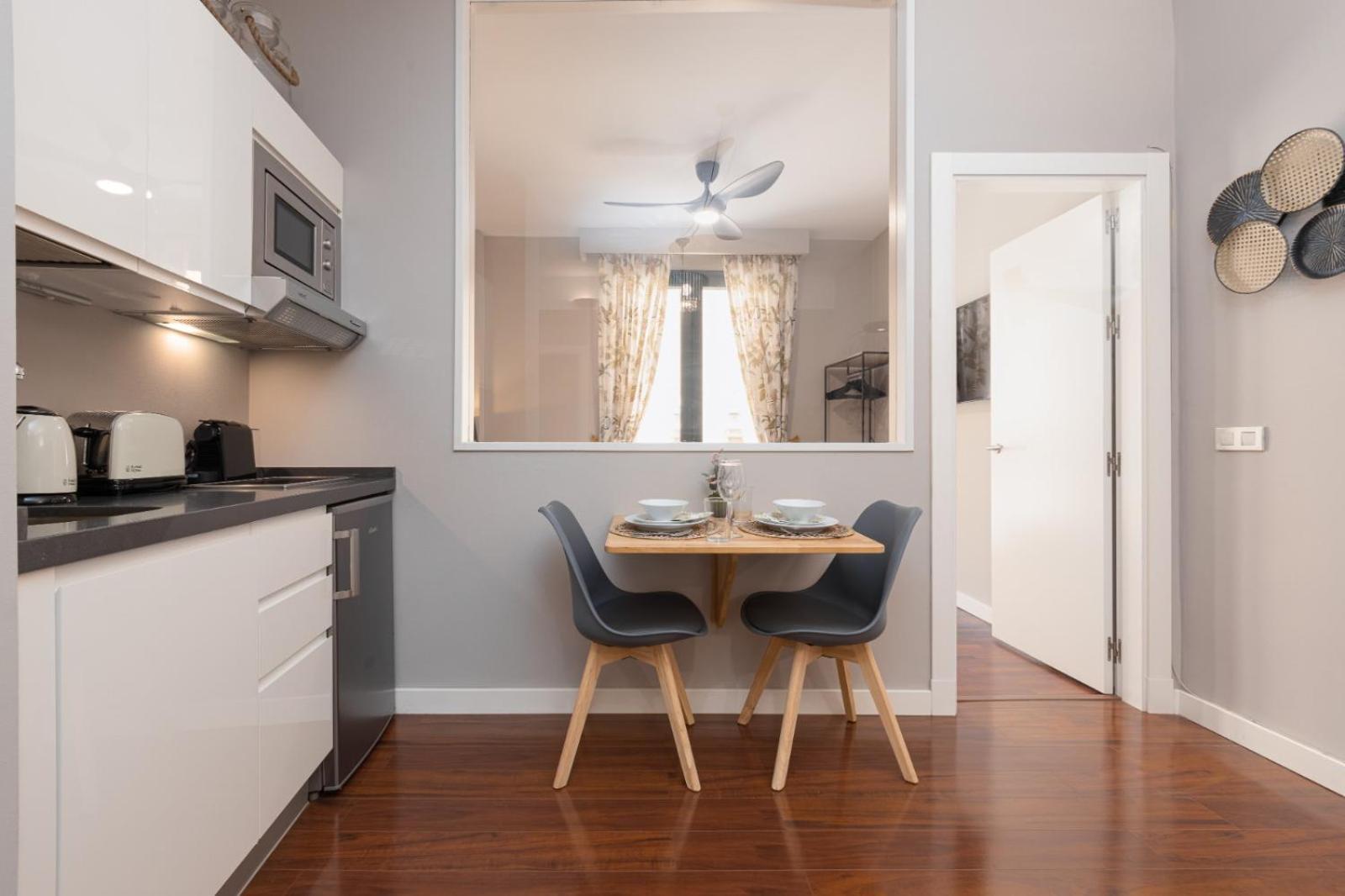 Cathedral - Center Apartment *