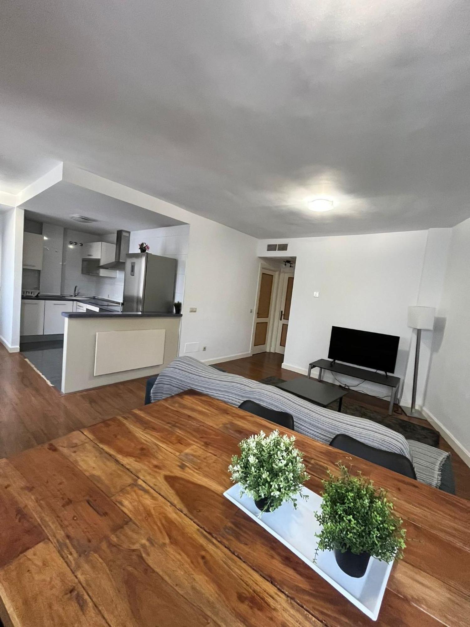 Apartment El Torcal Luxury With Free Parking