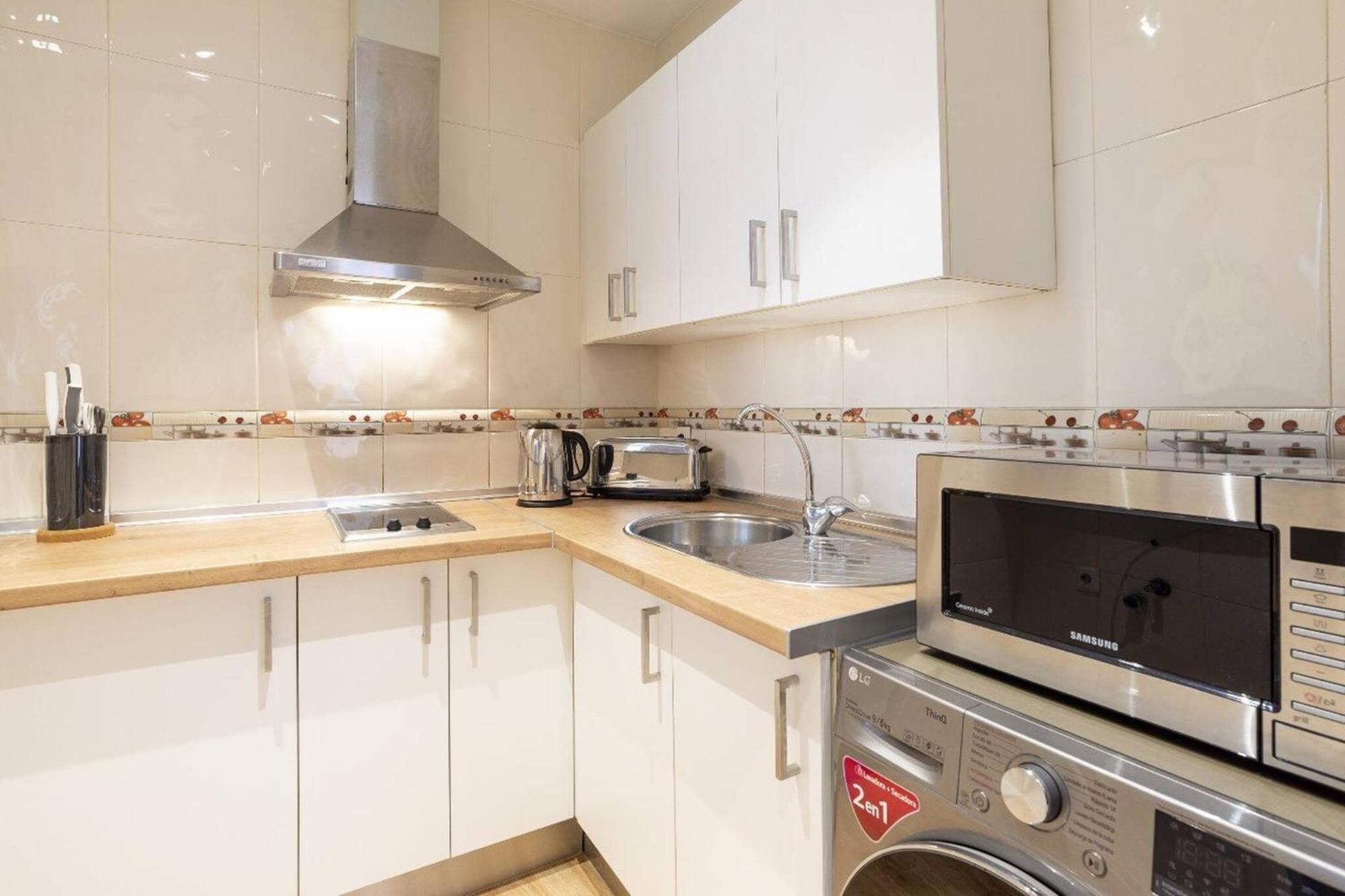 2 Bedroom Apartment
