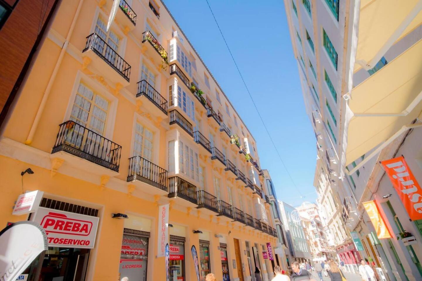 Centro De Fernan Gonzalez * Malaga