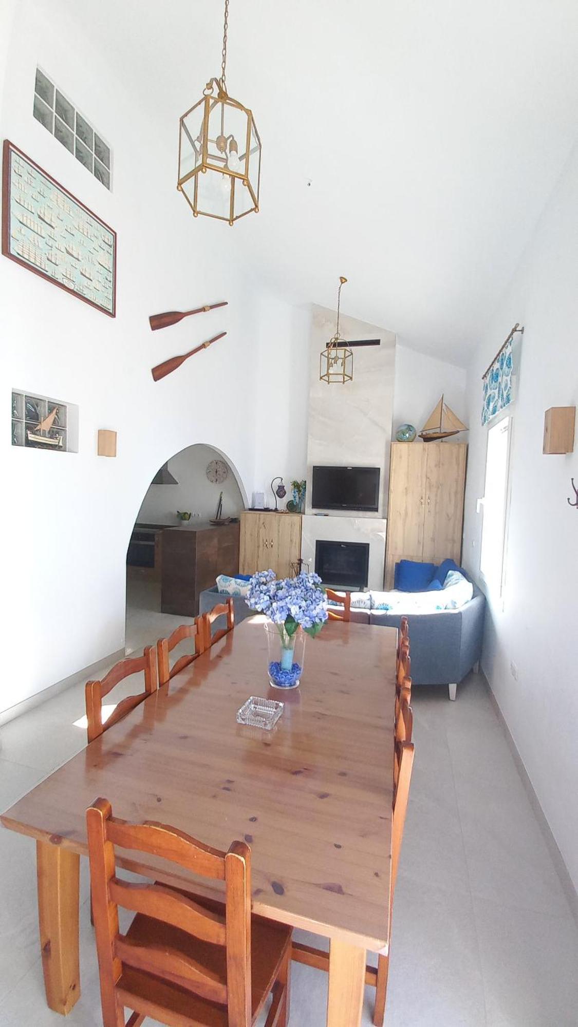 Casa Cuartel El Delfin Malaga