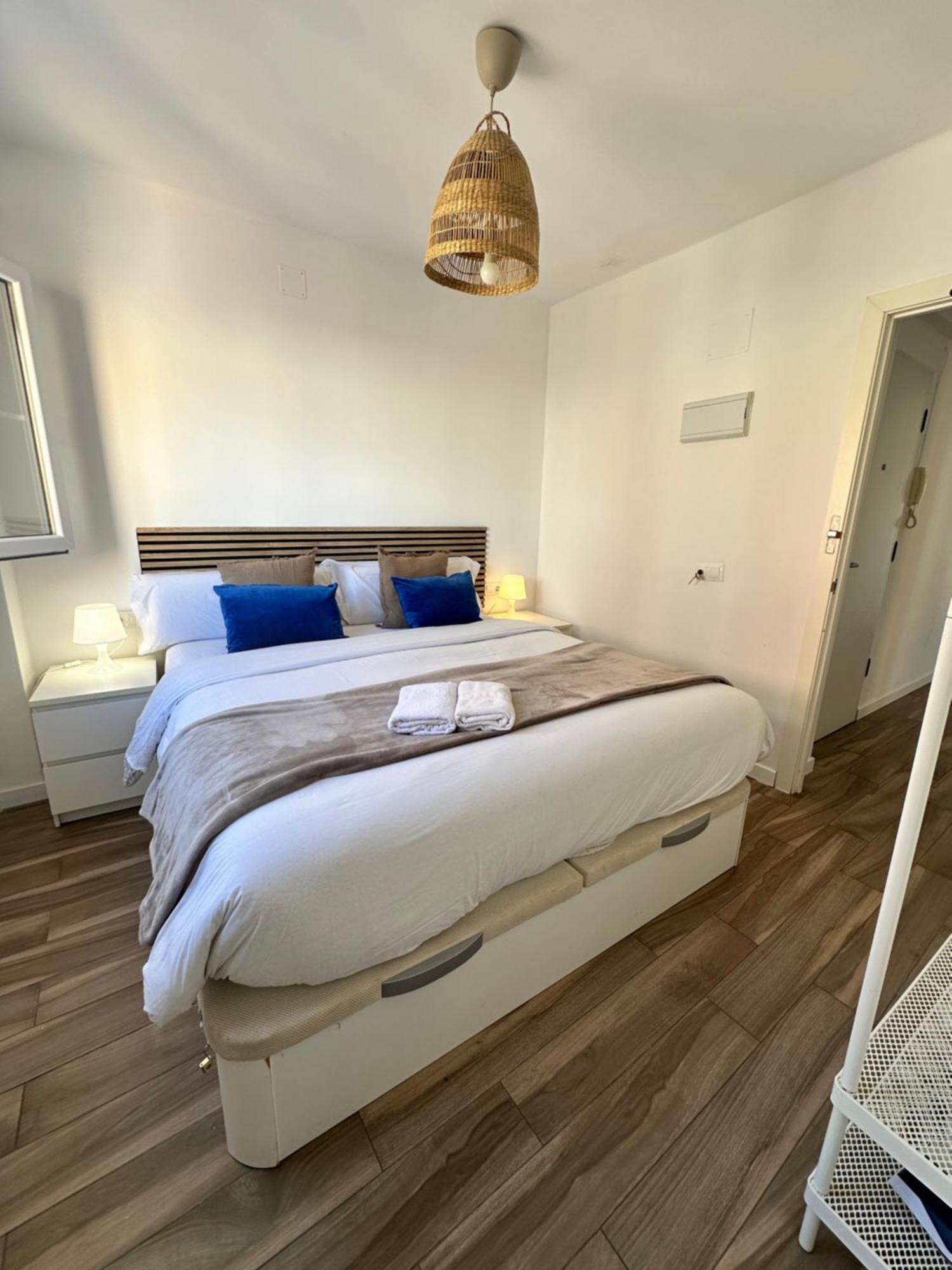 Alderete Deluxe - 3 Apartment Malaga