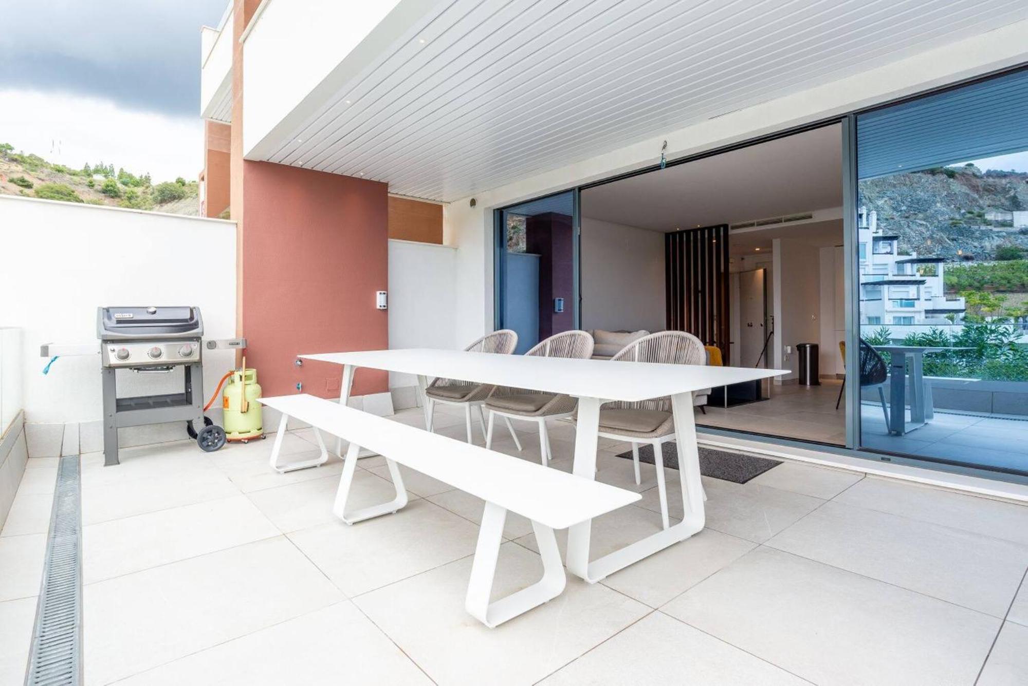 Apartment La Quinta 3 Bedroom Ultra Modern With Private Hot Tub Malaga