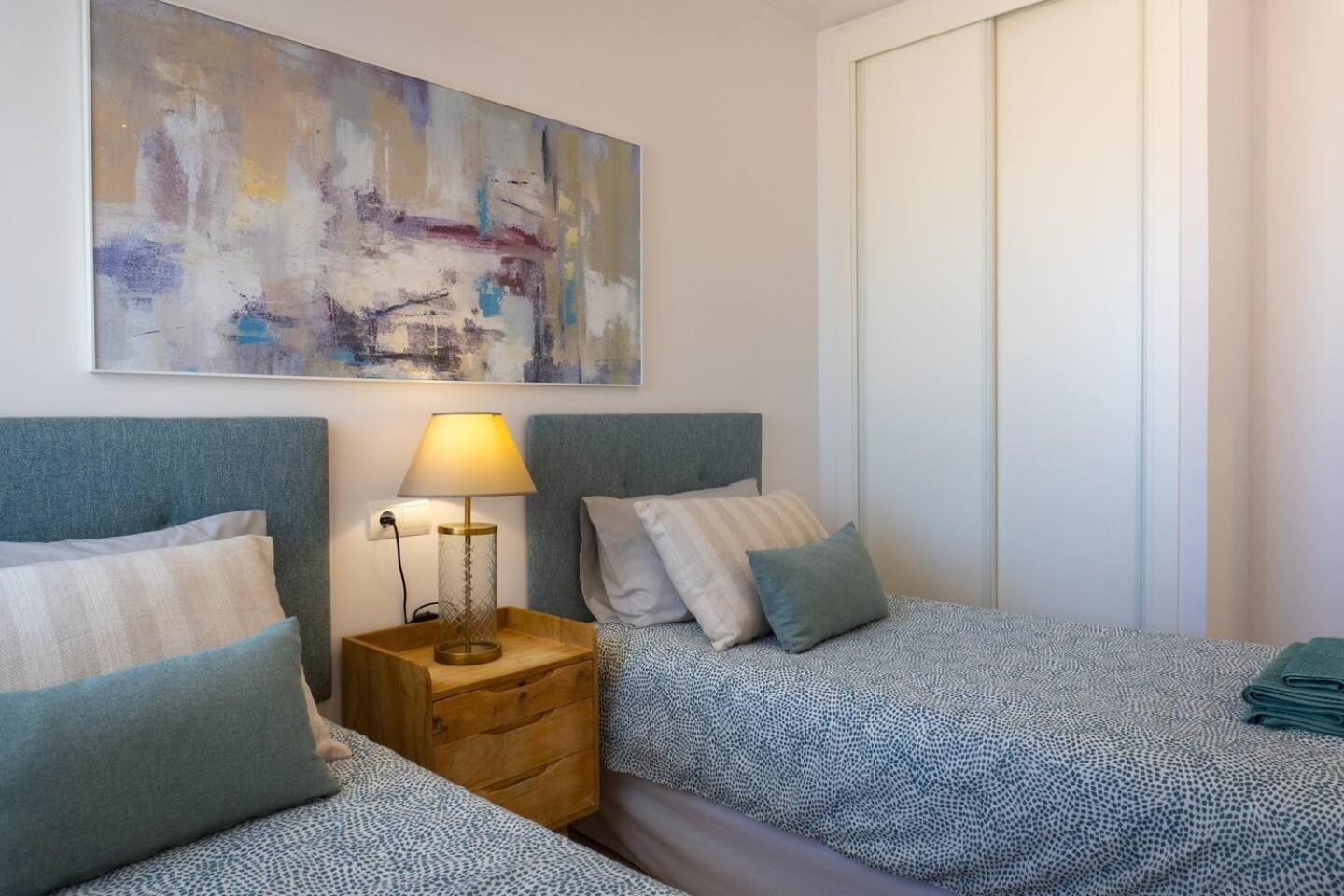 Ferienhaus Modern Beachside Flat In Wyndham Costa Del Sol