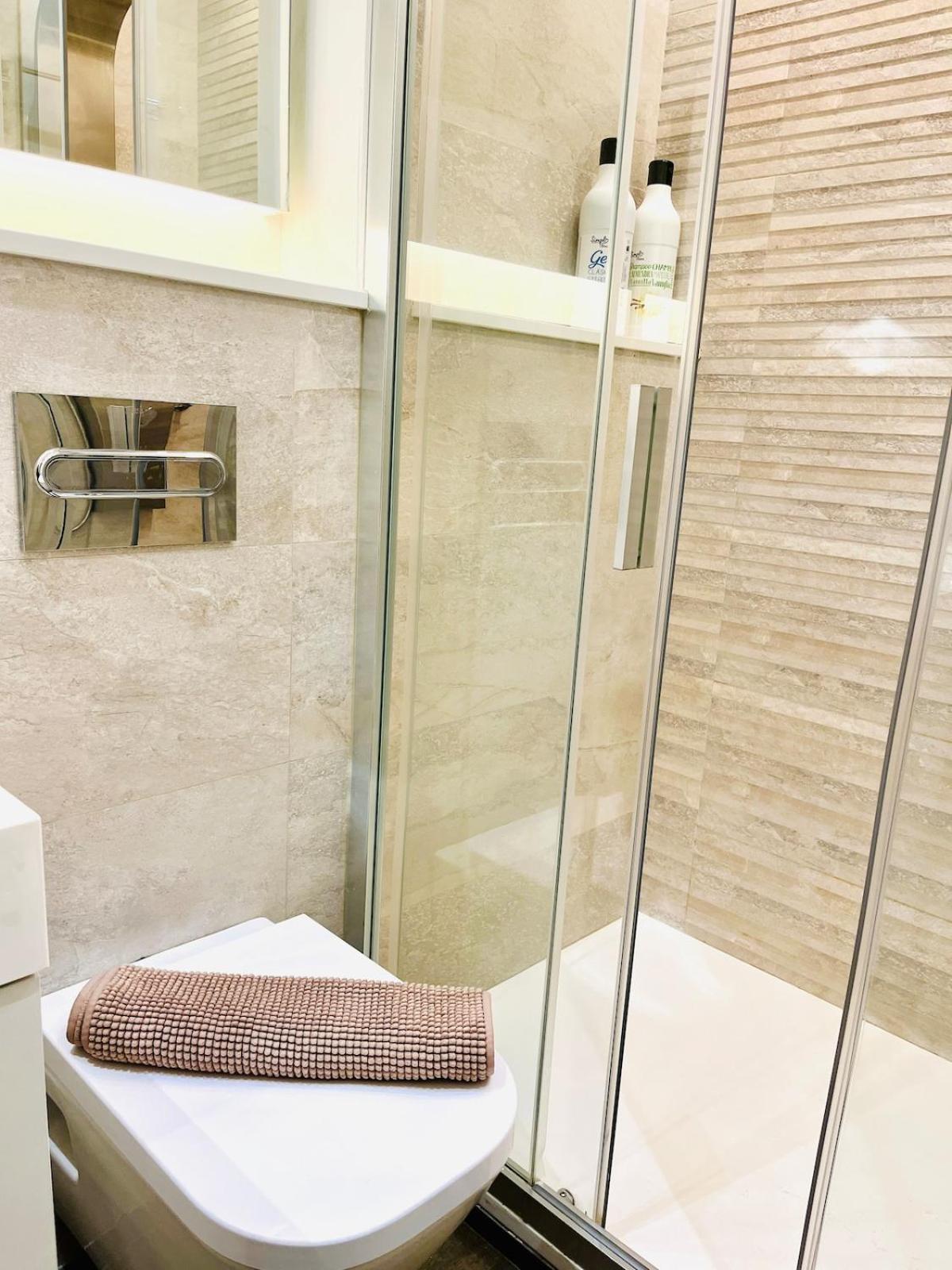 And Spacious Apartment-historic Center * Malaga