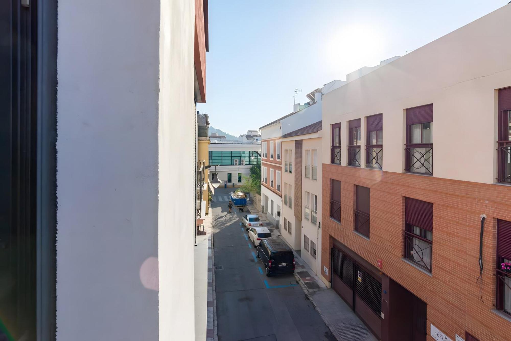 Apartment Quiet, Bright And Malaga