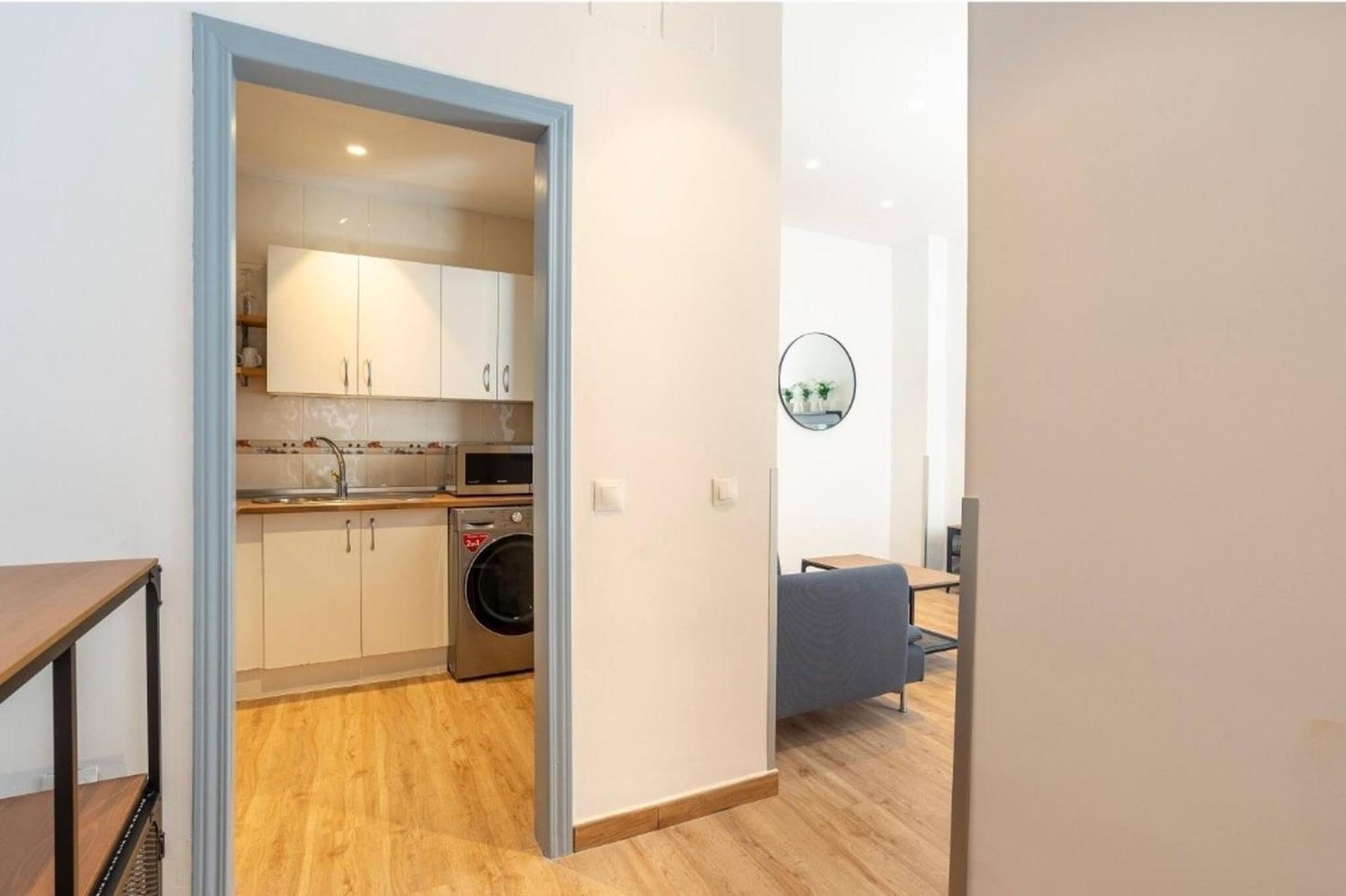 Stylish 2 Bedroom With Patio Apartment Malaga