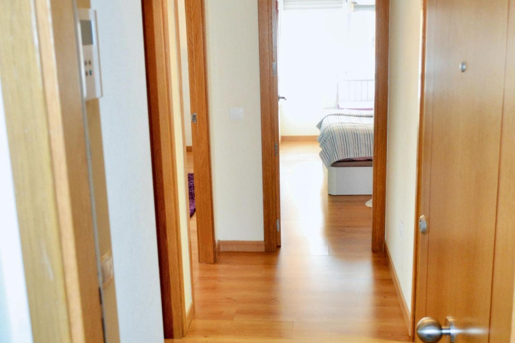 Apartment Modern 80 M² + Balcony *