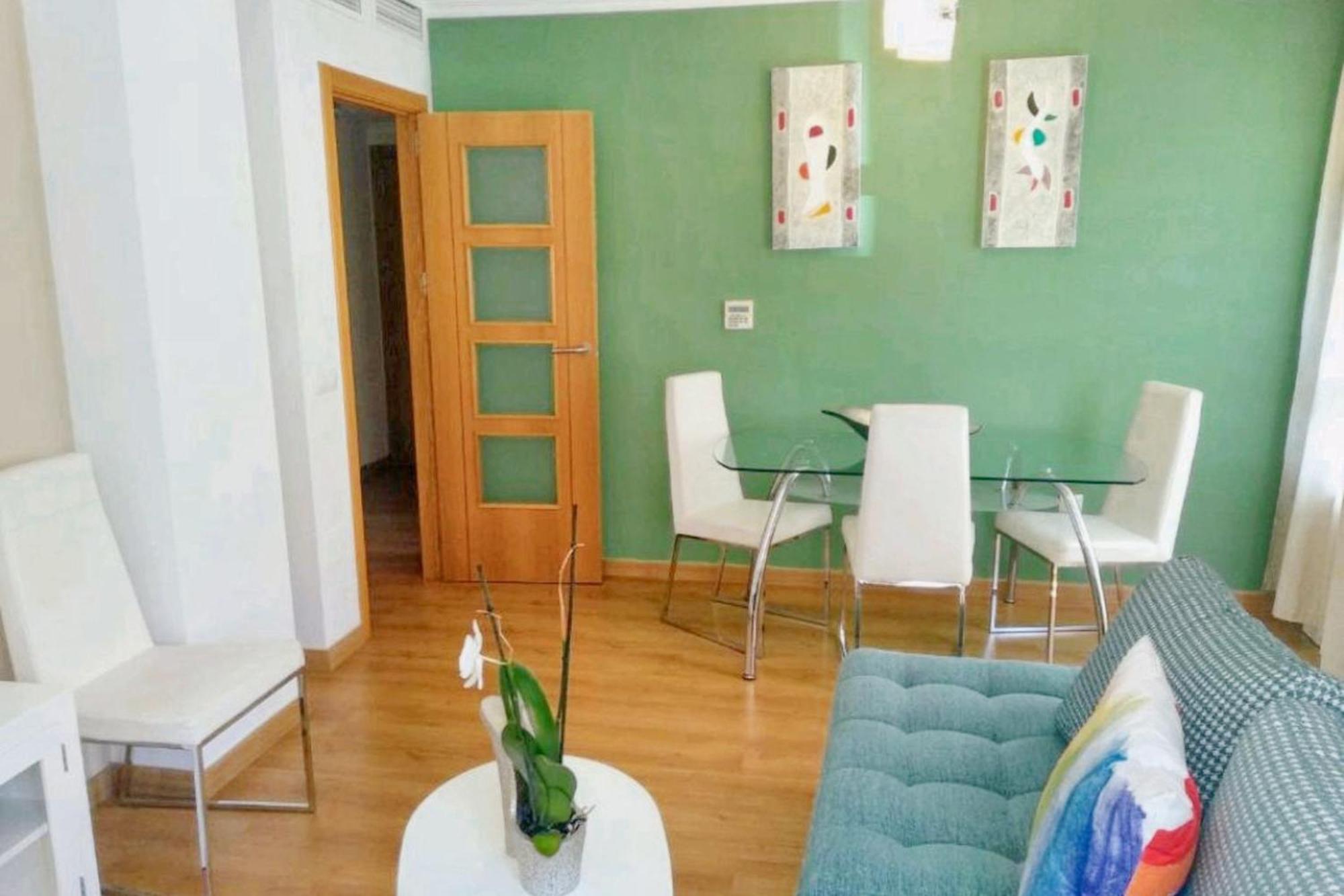 Modern 80 M² + Balcony Apartment *
