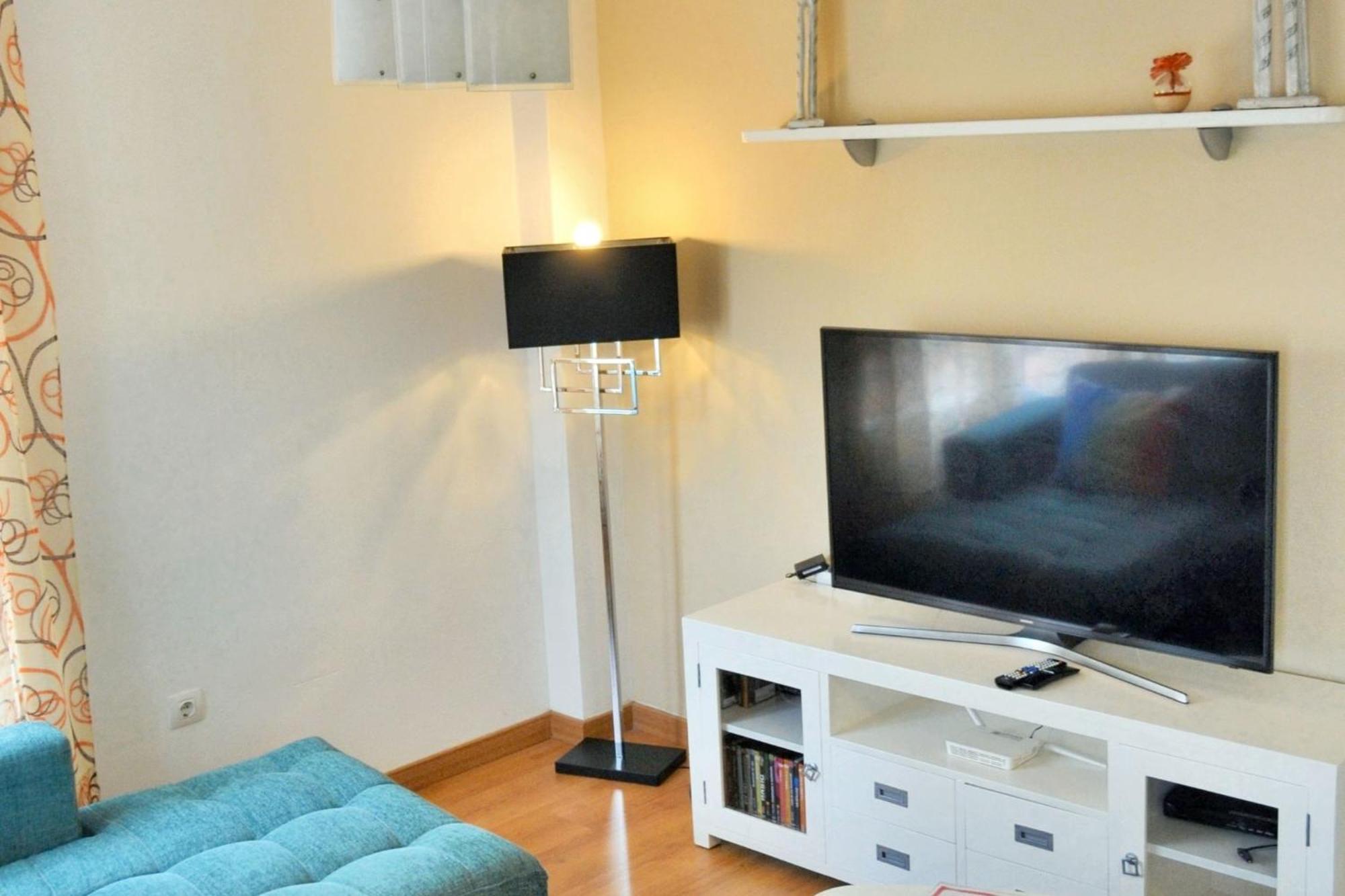 Modern 80 M² + Balcony Malaga