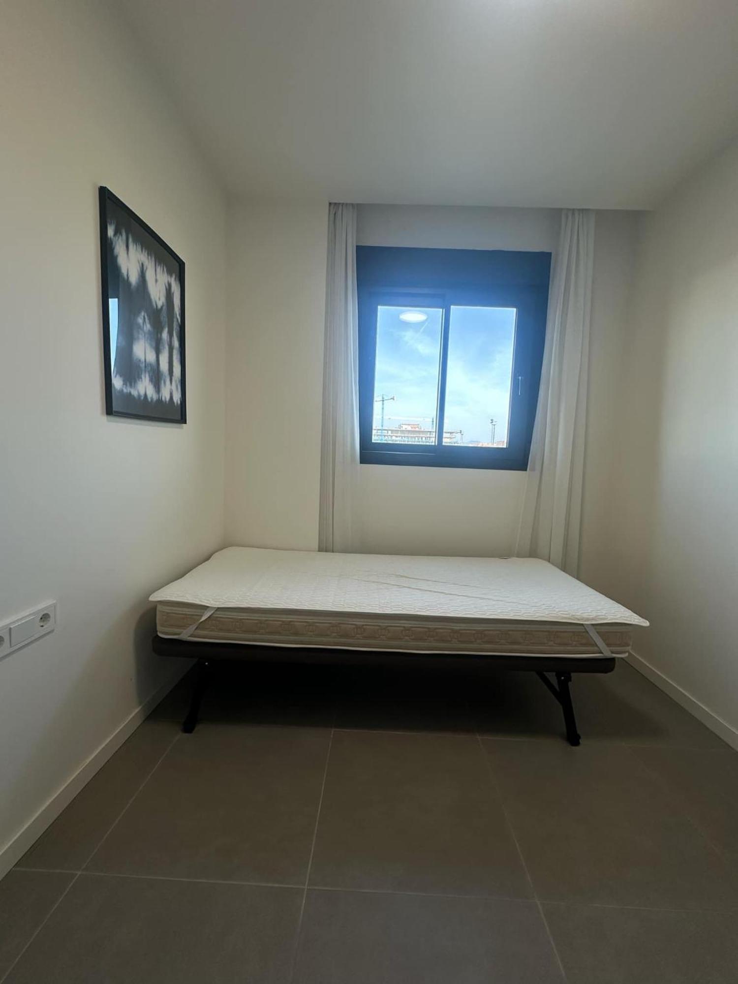 Street Apartment