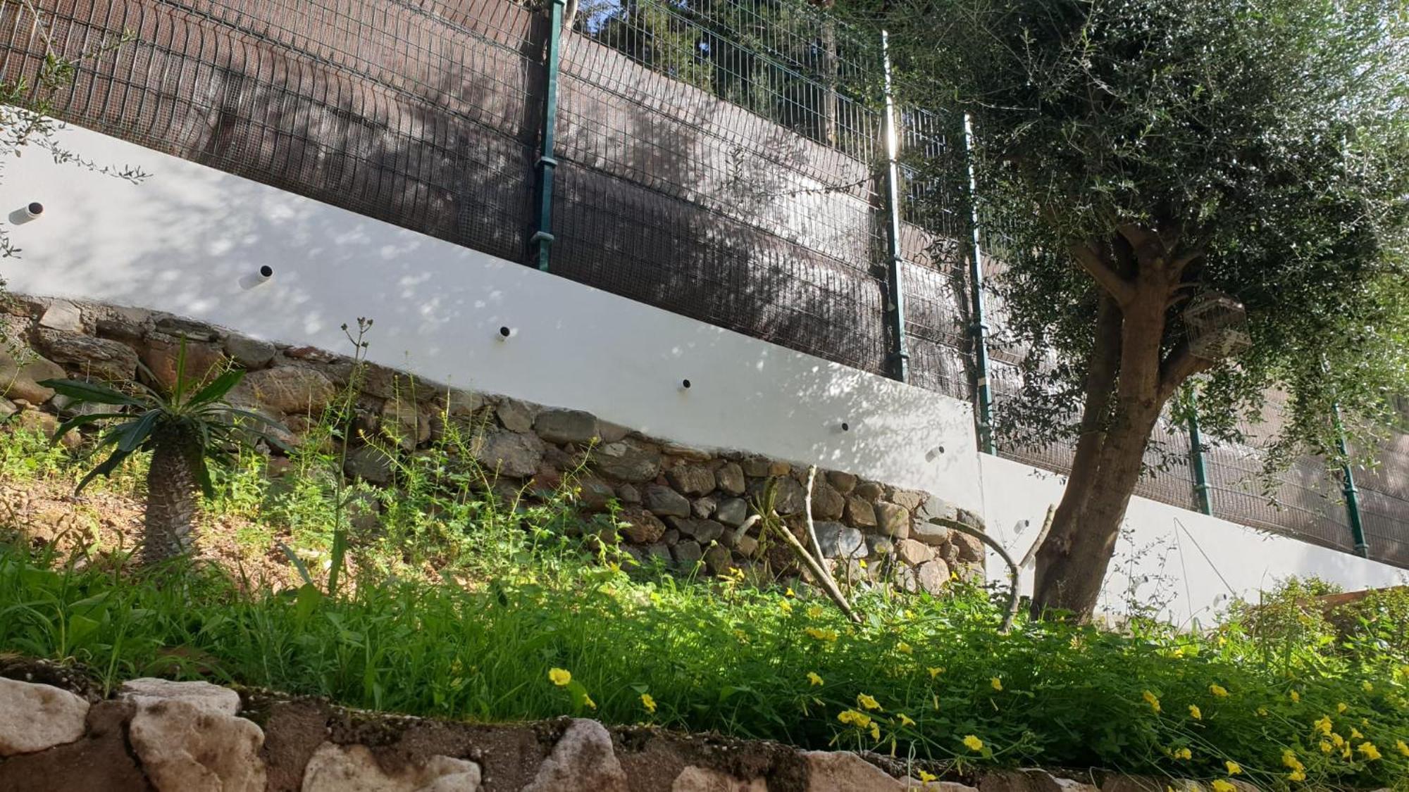 Individual Tranquila Con Bano Privado En Piso Compartido