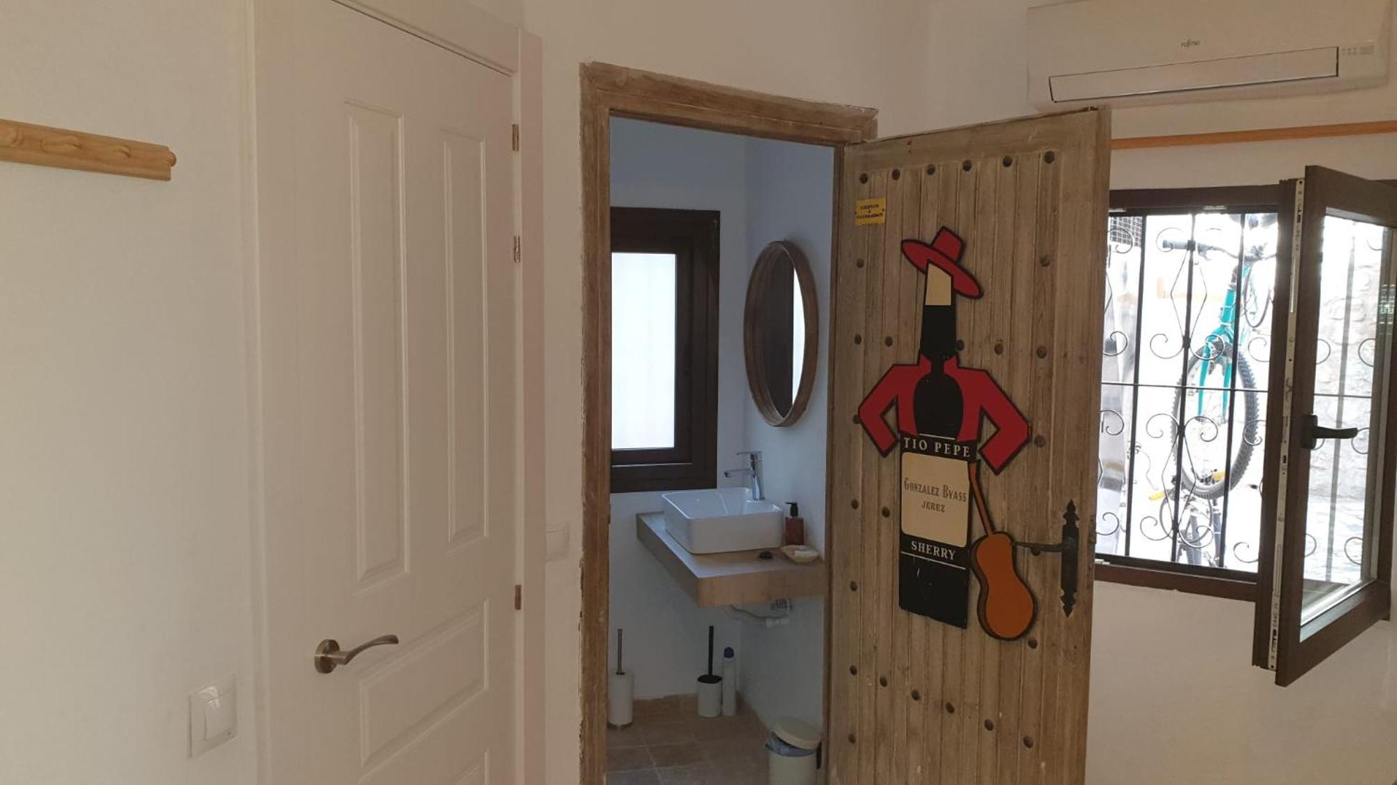 Amplia Y Tranquila Con Bano Privado En Piso Compartido Apartamento