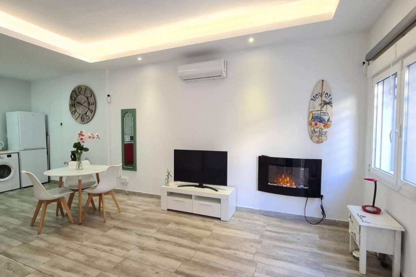 Precioso Estudio Molinillo Malaga