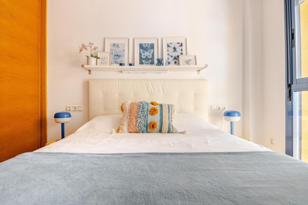 Explore From A Moderm Apartment Malaga