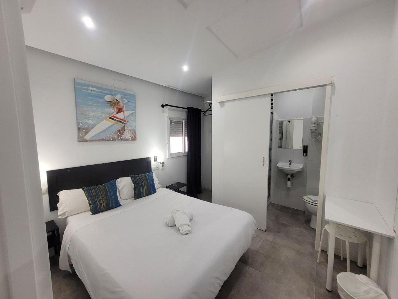 Ayz Frailes - Auto Check-in (adults Only) Guest house 3*
