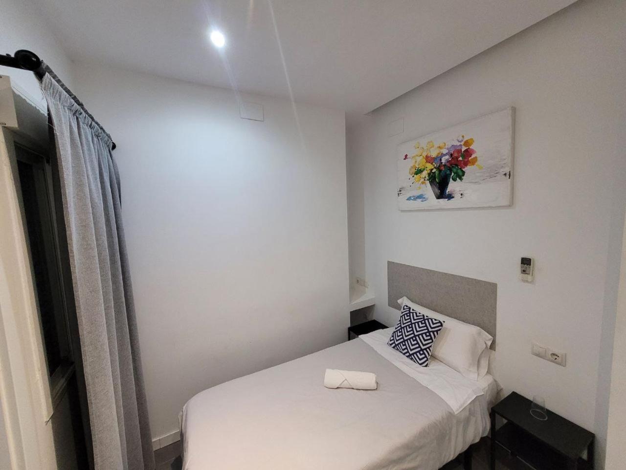 Guest house Ayz Frailes - Auto Check-in (adults Only) Malaga