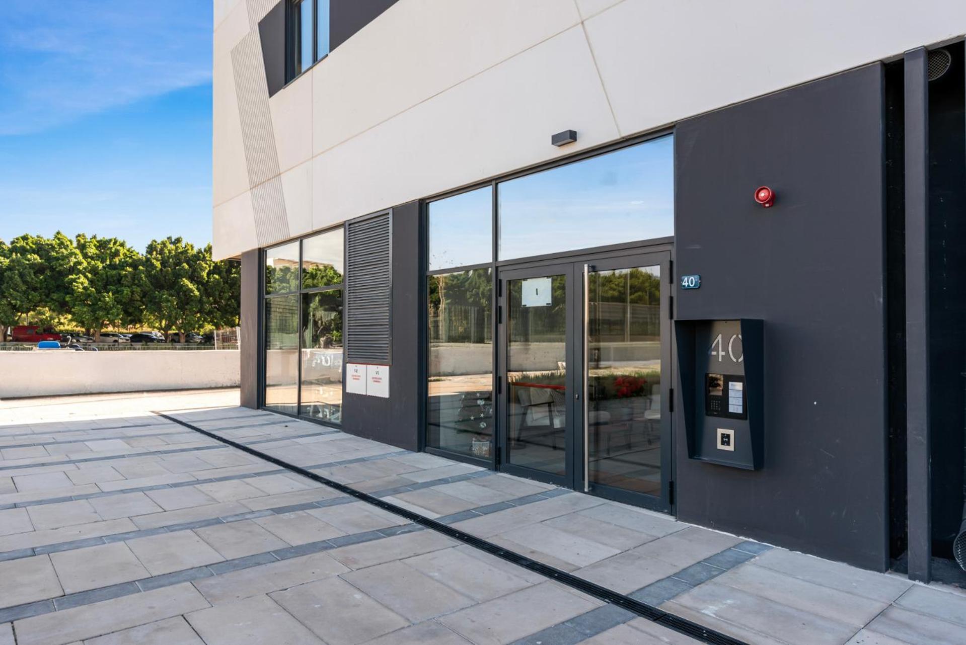 Eye Pool & Parking Free Appartement *