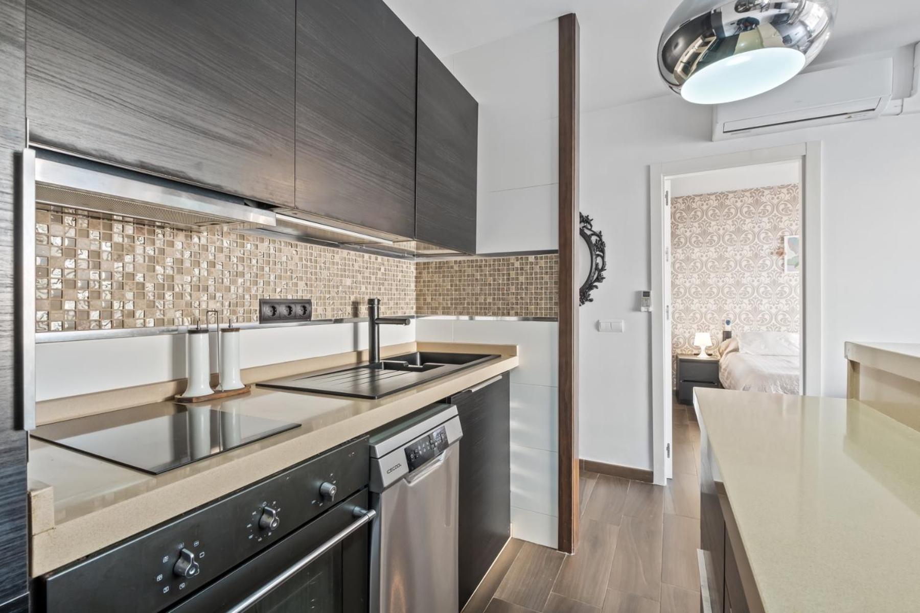 Apartment Modern Next To La Malagueta Malaga