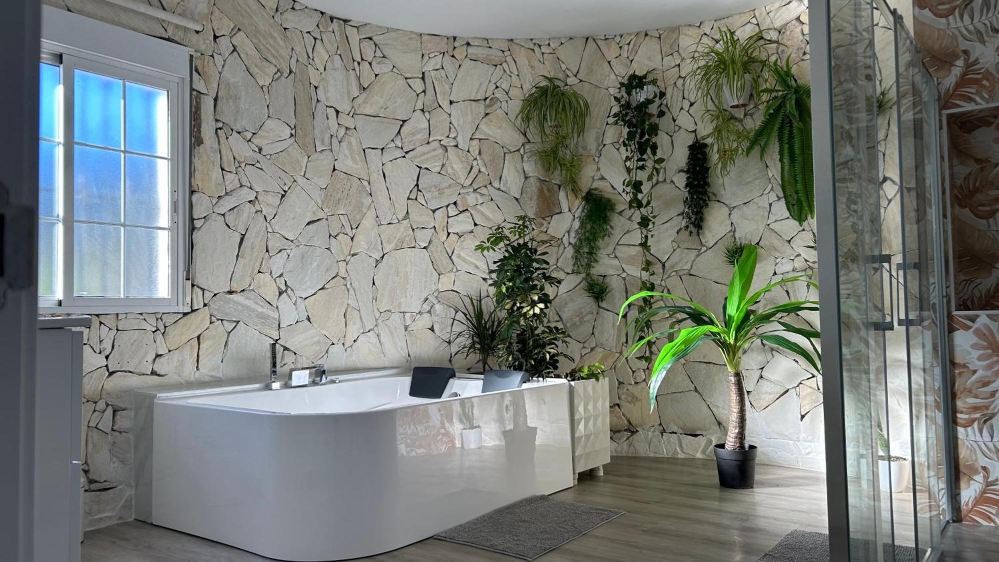 Yasleni Villa *